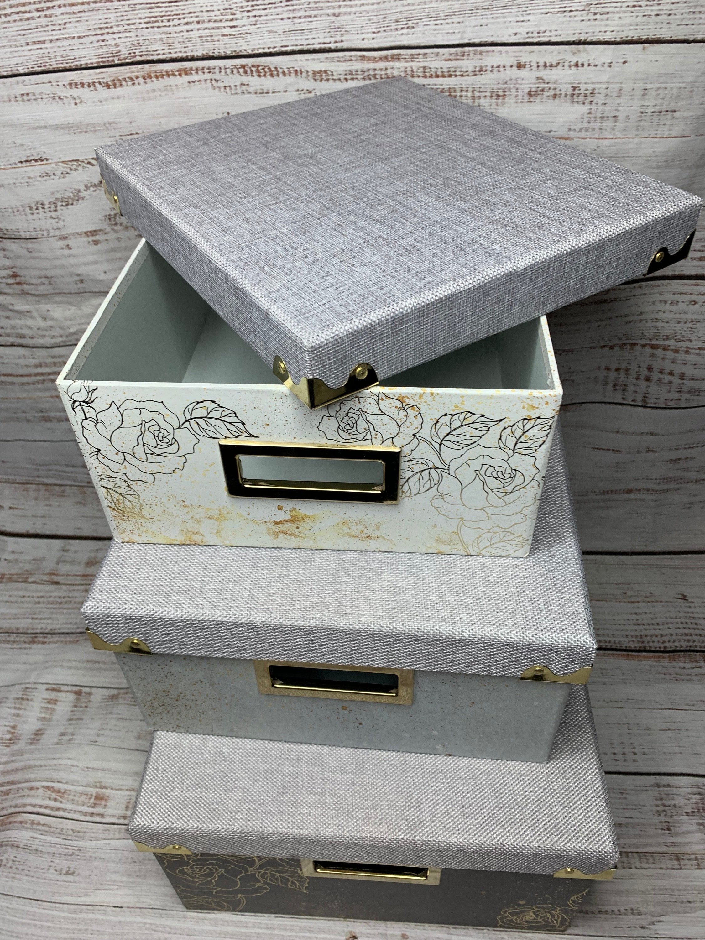 https://i.etsystatic.com/27373229/r/il/4a04b1/5584606051/il_fullxfull.5584606051_p740.jpg