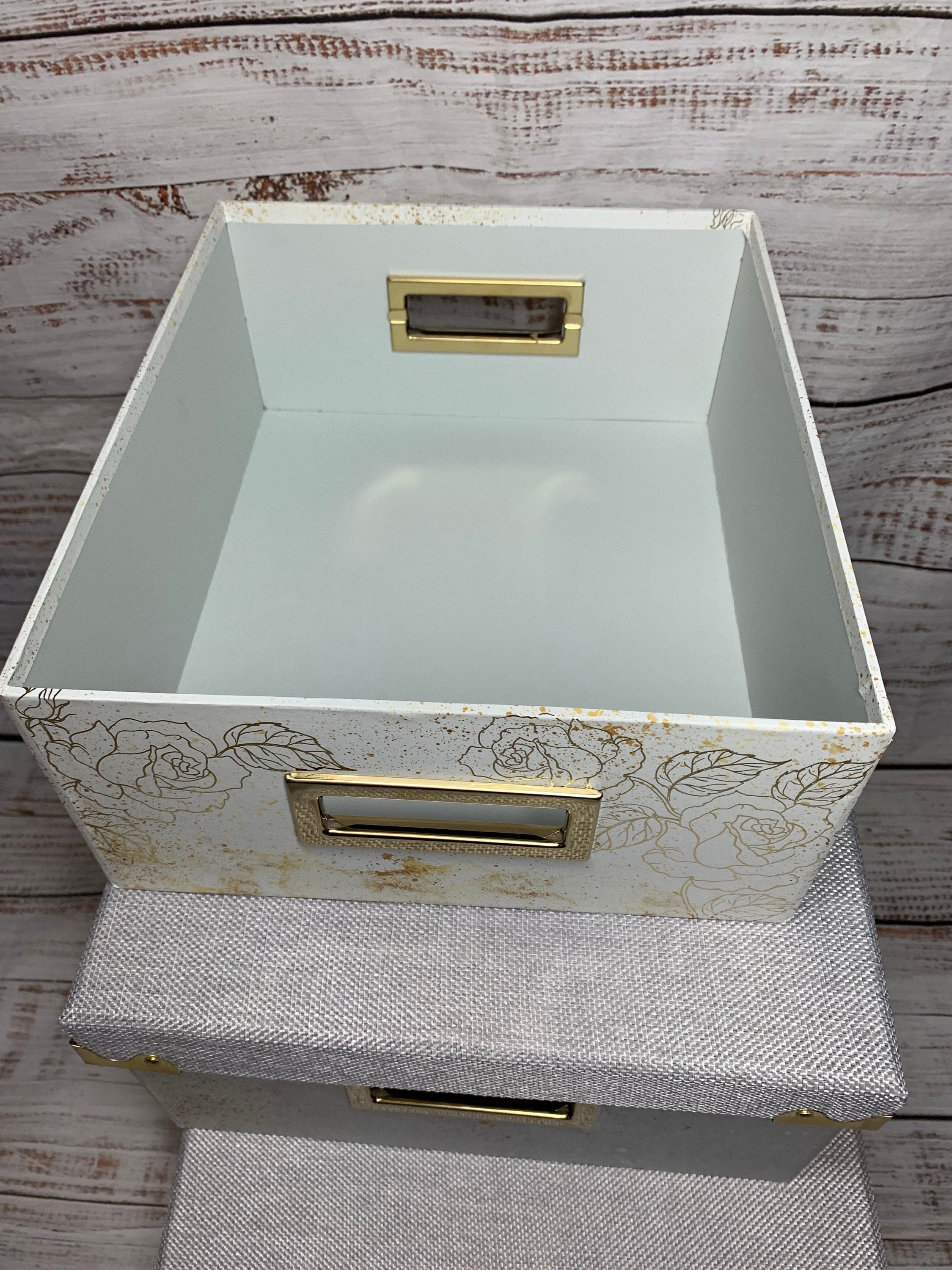 https://i.etsystatic.com/27373229/r/il/9dba18/5536482538/il_fullxfull.5536482538_79i2.jpg