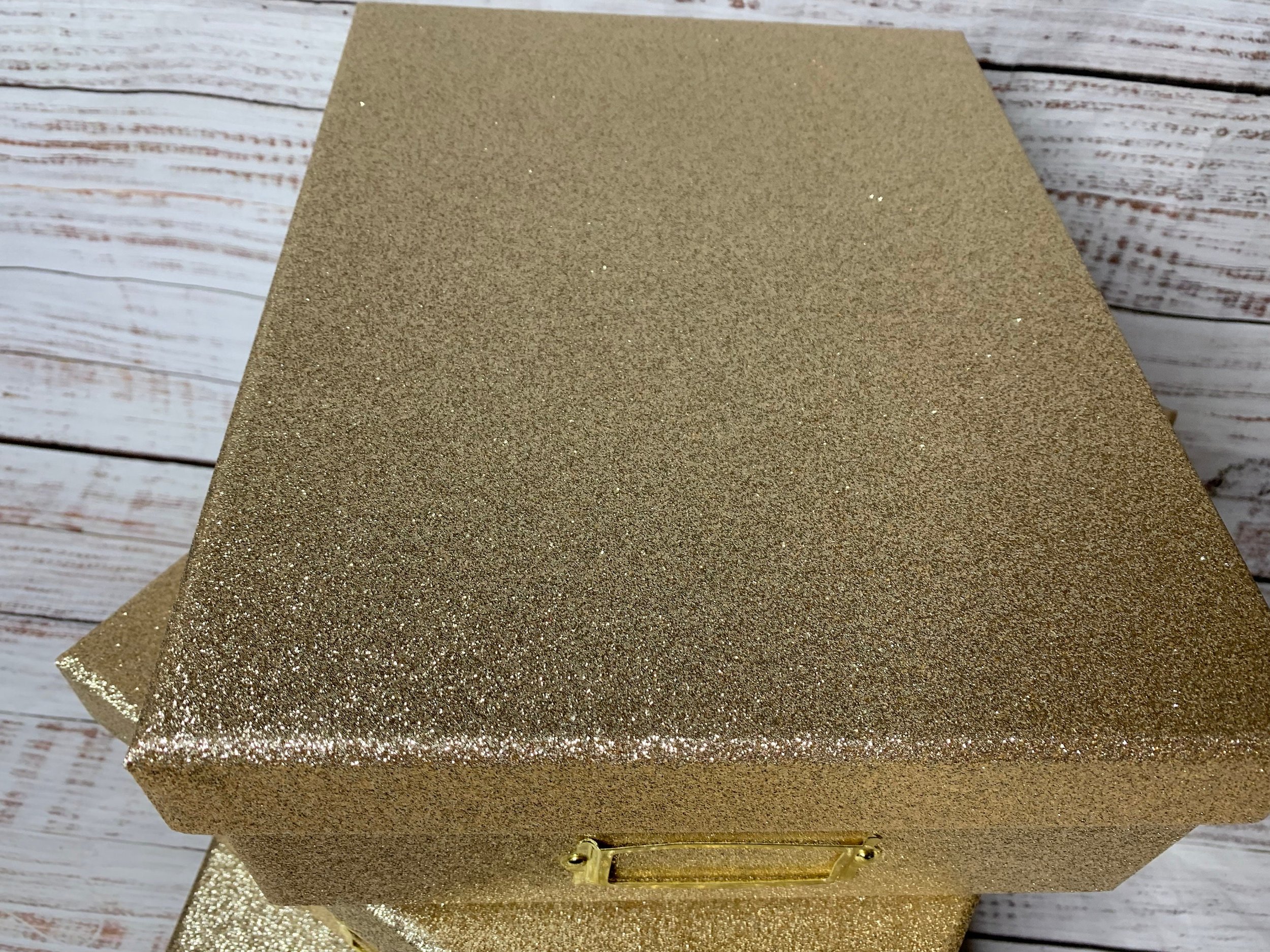 https://i.etsystatic.com/27373229/r/il/741ab4/5791418227/il_fullxfull.5791418227_4vre.jpg