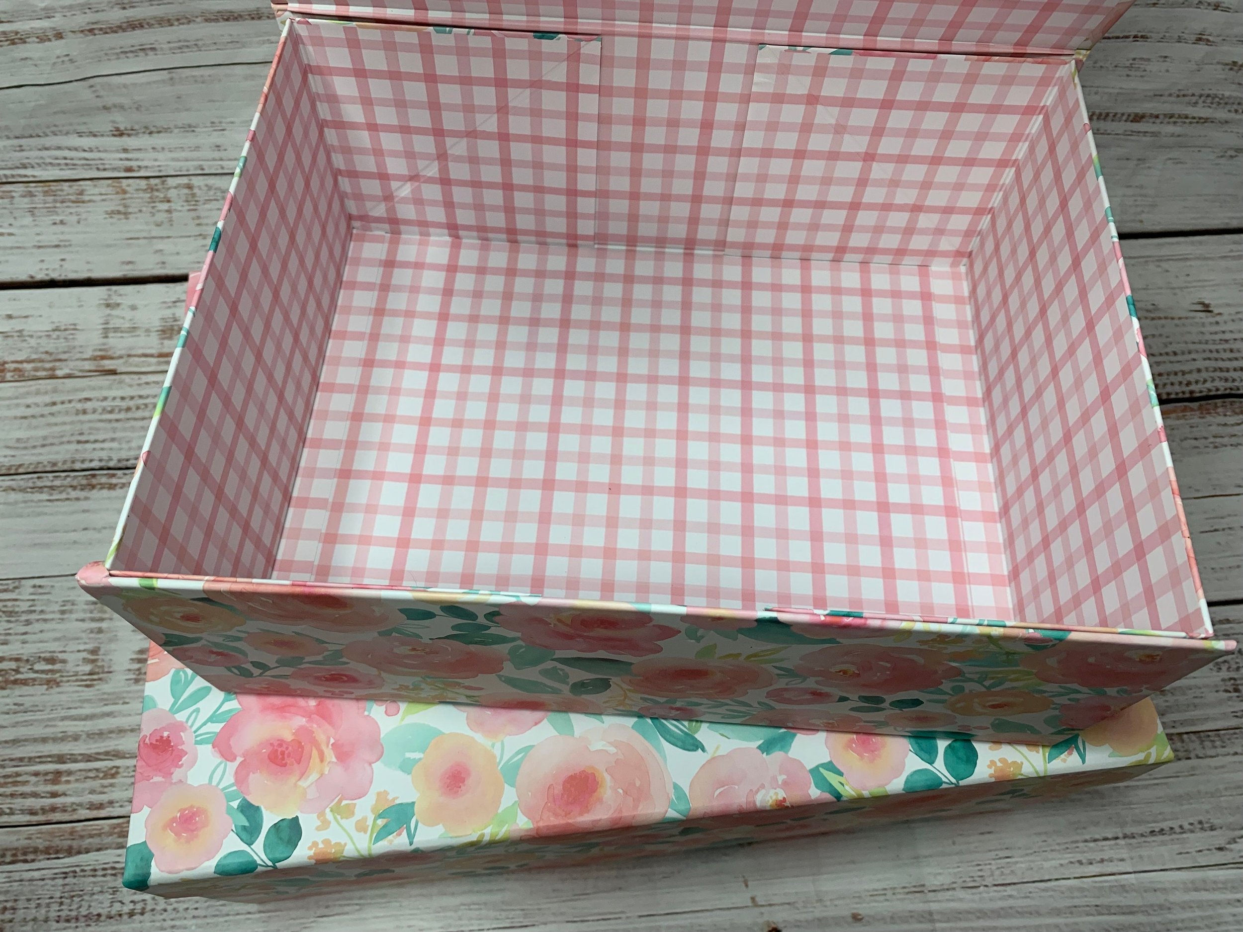 https://i.etsystatic.com/27373229/r/il/5dd74d/5750048071/il_fullxfull.5750048071_pgje.jpg