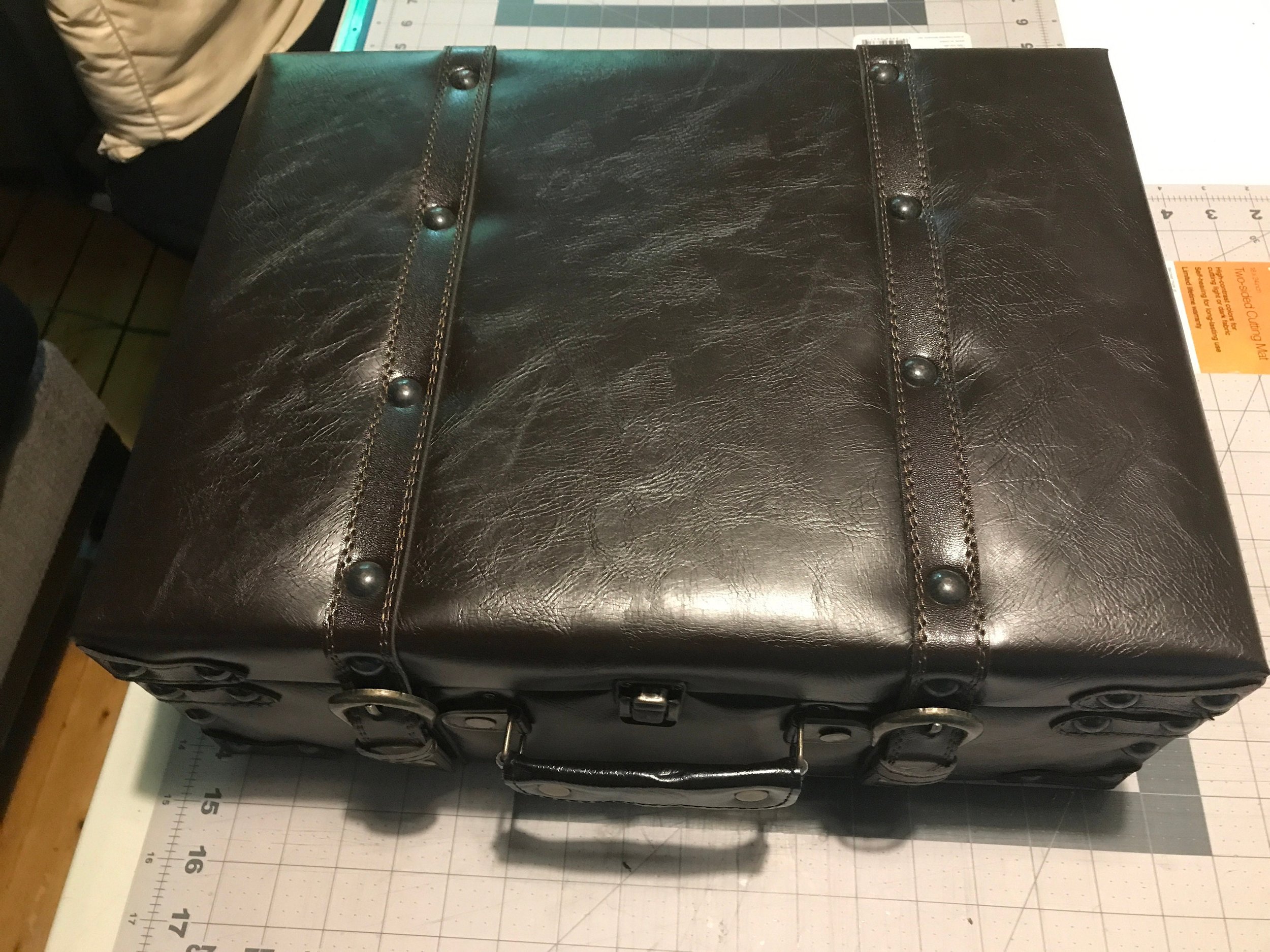 https://i.etsystatic.com/27373229/r/il/f57e03/3205960673/il_fullxfull.3205960673_o0oz.jpg