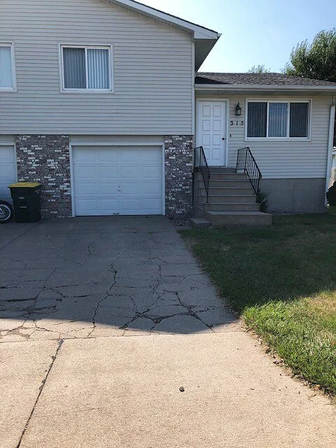 315 N 6th Ave — 3BR/3BA Duplex