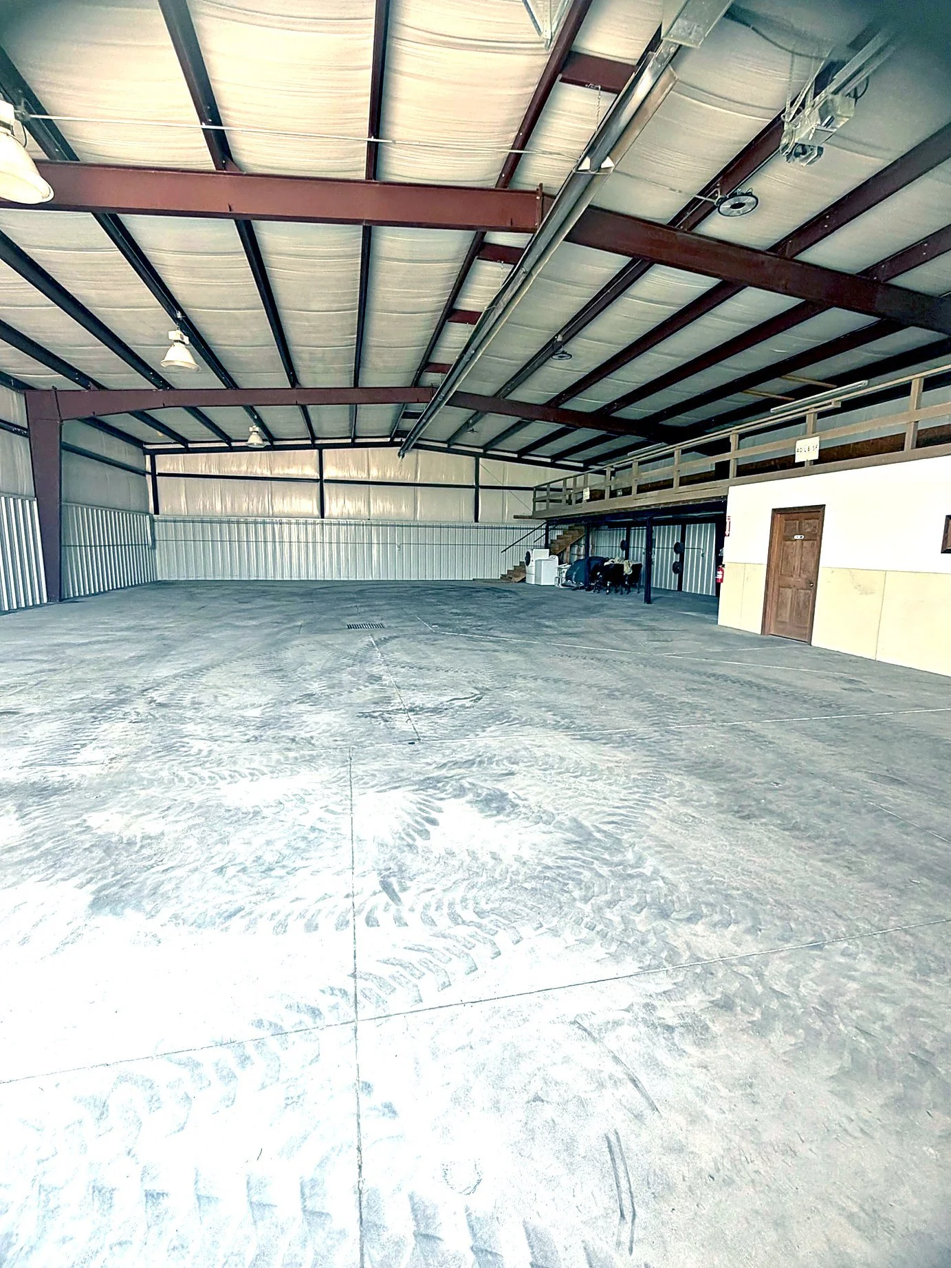 1842-w-a-shop-interior-loft-view.jpg