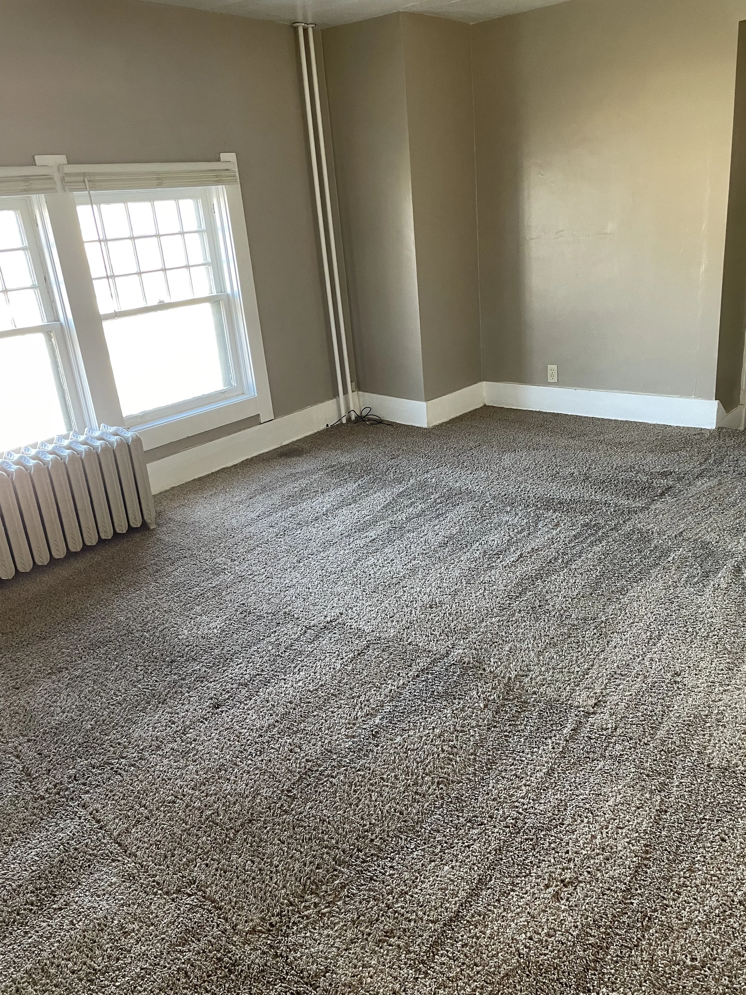 NL4 Living room.jpg