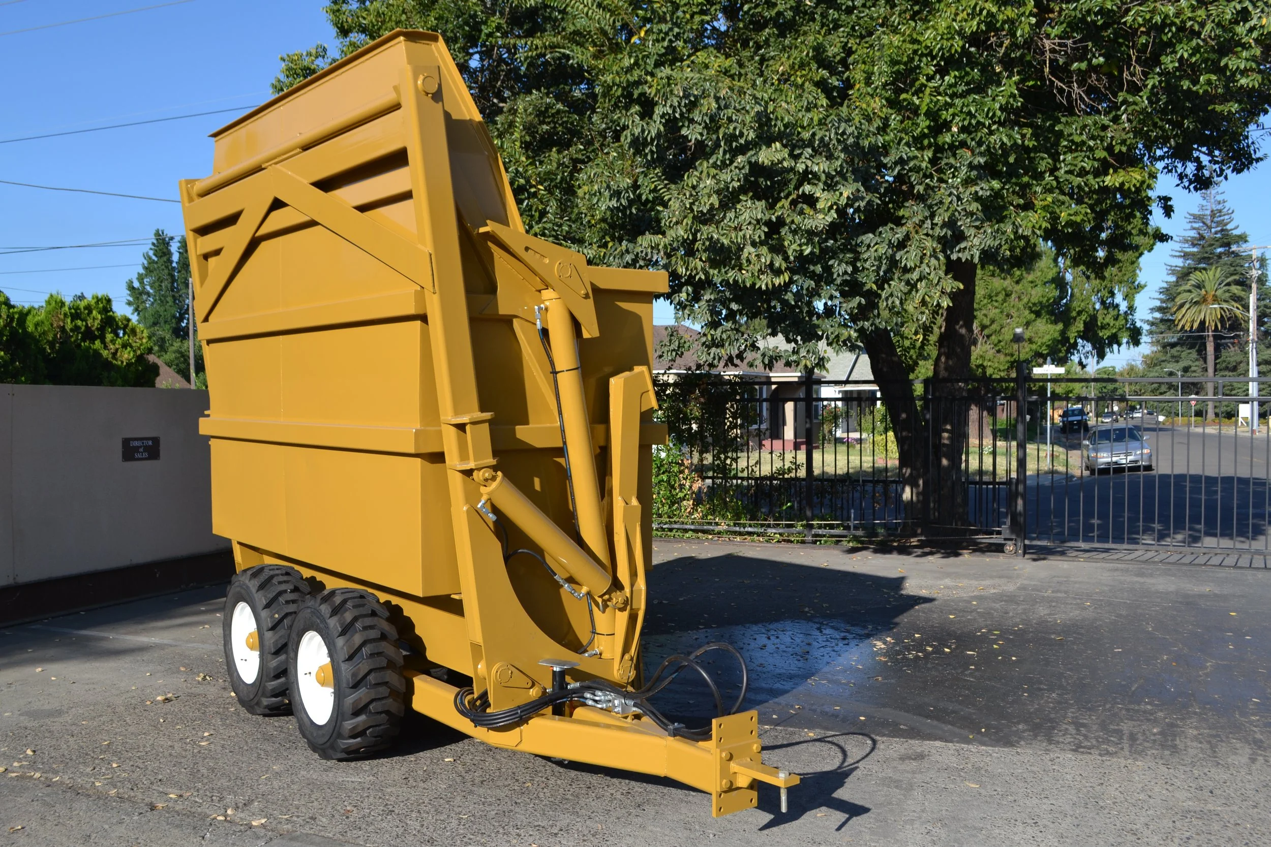 Acampo Machine Works Ultra Narrow Grape Gondola