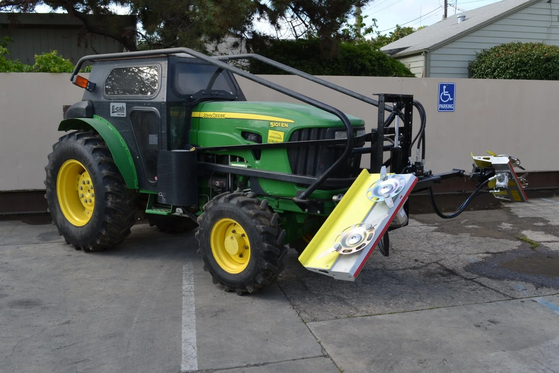 Collard Tree Skirter