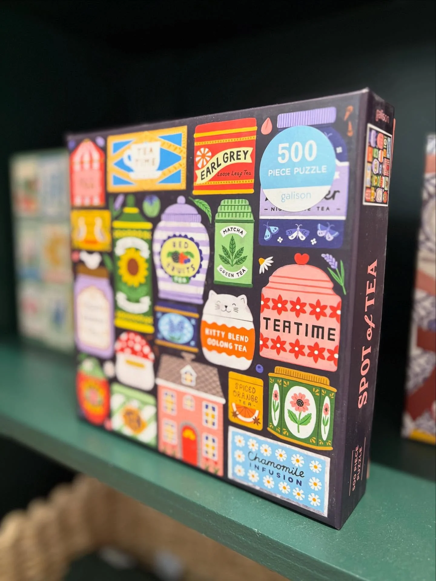Hey puzzle fans! We restocked today and have a great selection of fall-themed puzzles waiting for you! Come and buy while supplies last. 

#shoplocal #matchmakerbookshop #indiebooks #indiebookstores #puzzle