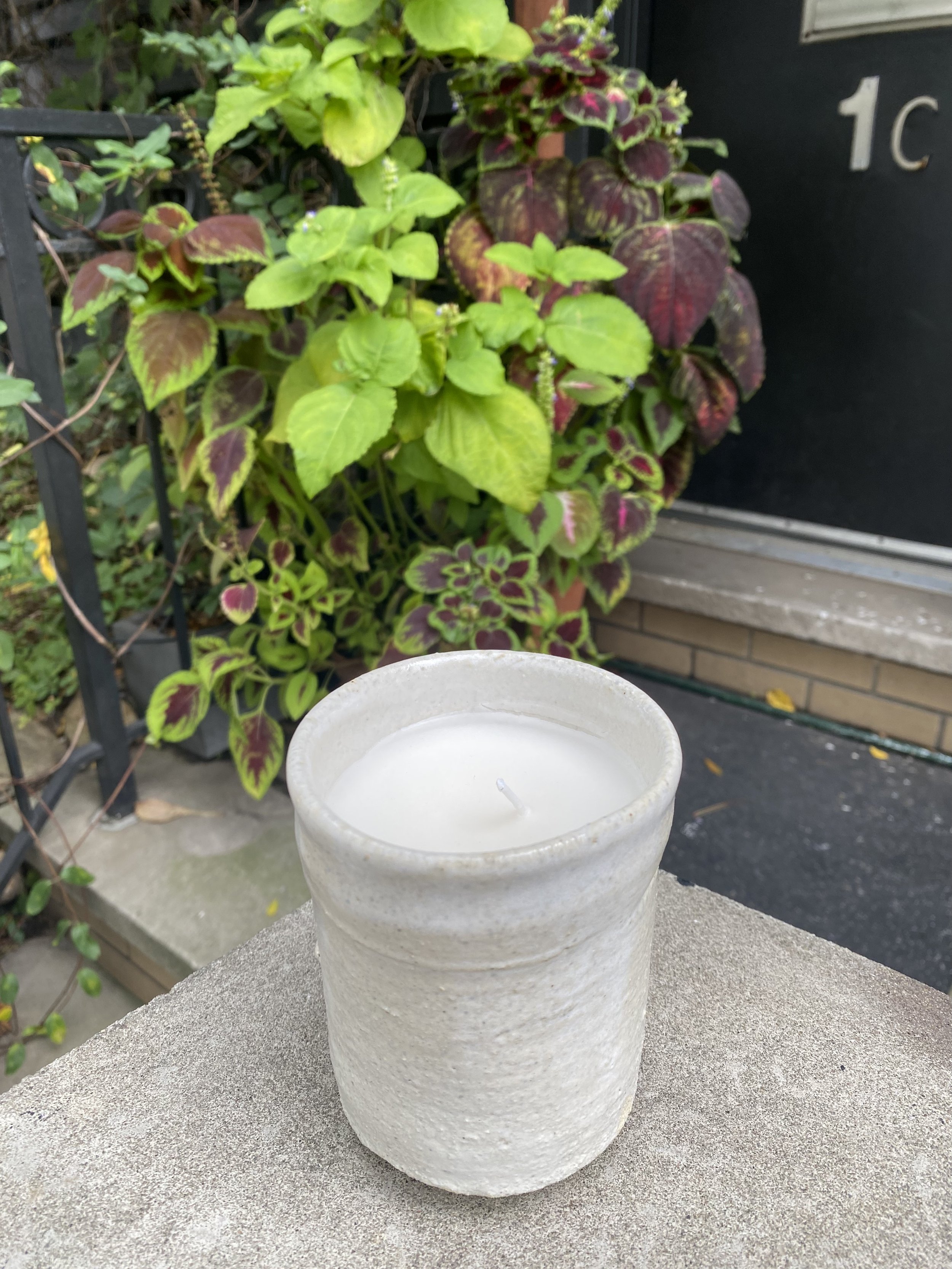 Ceramic Finish Candle
