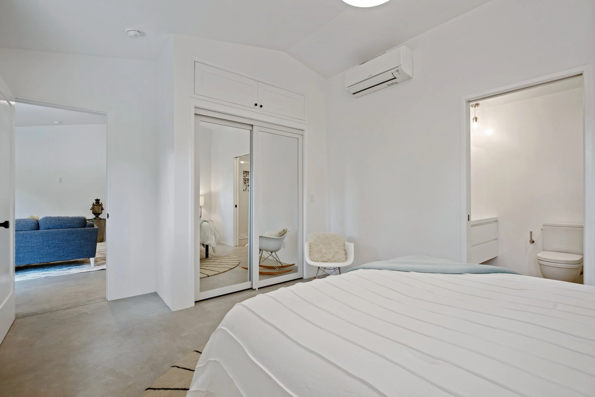 09 - Primary Bedroom.jpg