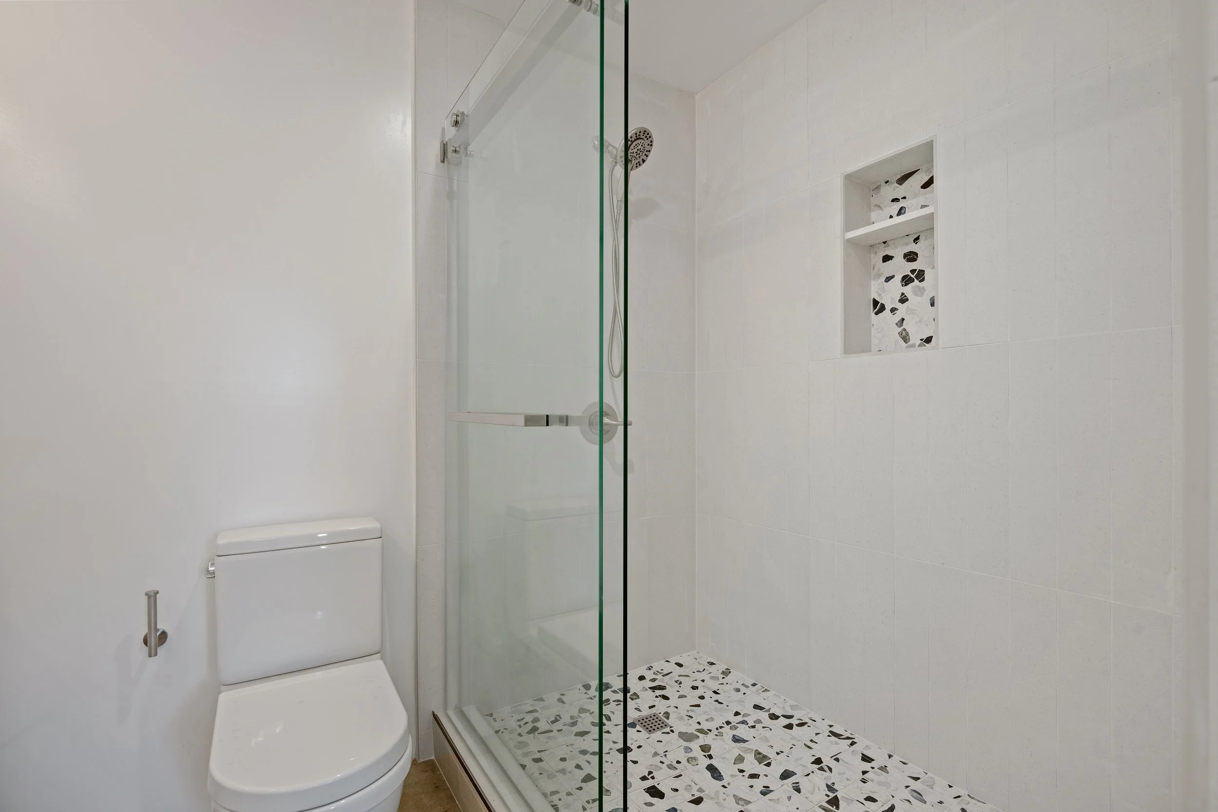 11 - Primary Bathroom.jpg