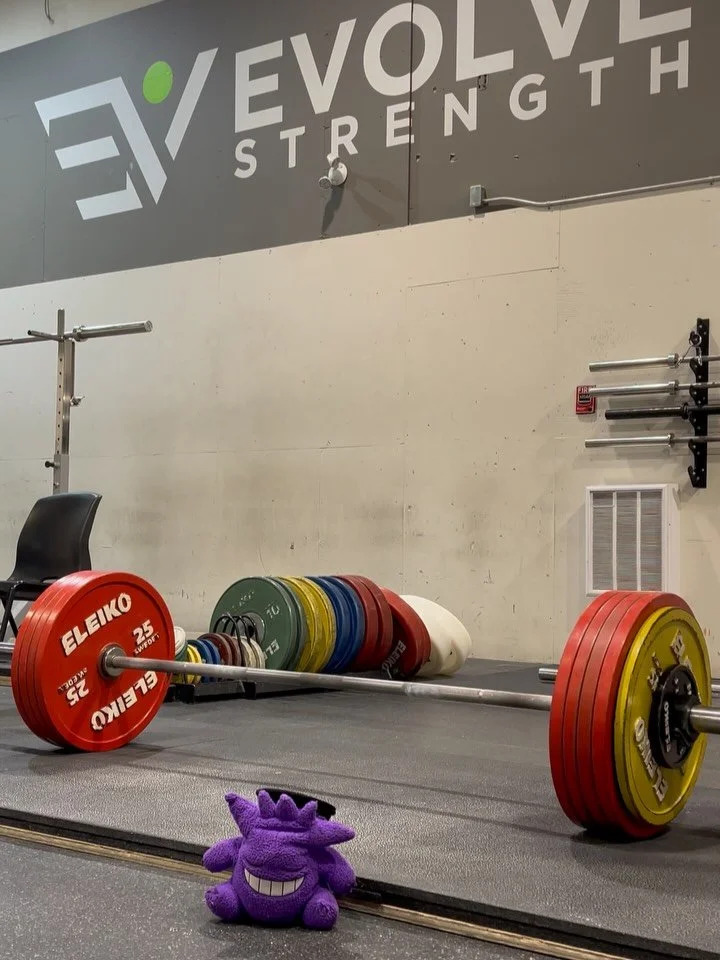 Huge final week of the block! 

255x2 ALL TIME DOUBLE PR 
212.5x3 ALL TIME TRIPLE PR 
120x1 @ RPE better than usual 
587.5kg training total is huge for me. 

Week five was a massive success, more in the tank too. Stoked is an understatement. 

&ldquo