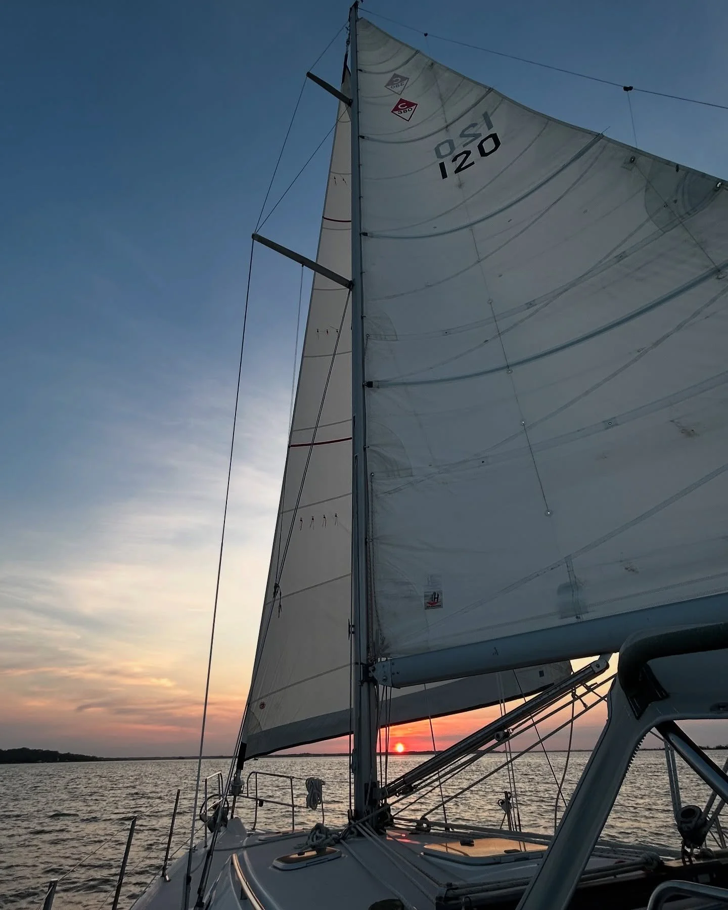 Check out this beautiful sunset we had tonight. 🌅 ⛵️ 
#sailing #vitaminsea #dolphins #lowcountrylife #sthelenasc #beaufortsc #familytime #sunset