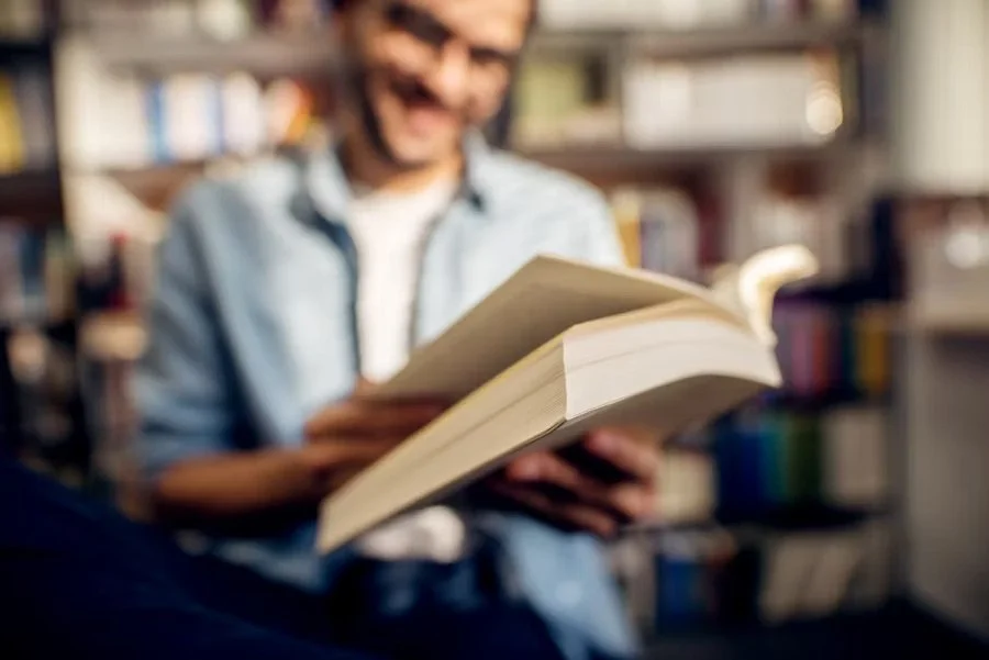 Top Books Every Aspiring Therapist Should Read Before Graduate School | Mental Health & Therapy Career Guide