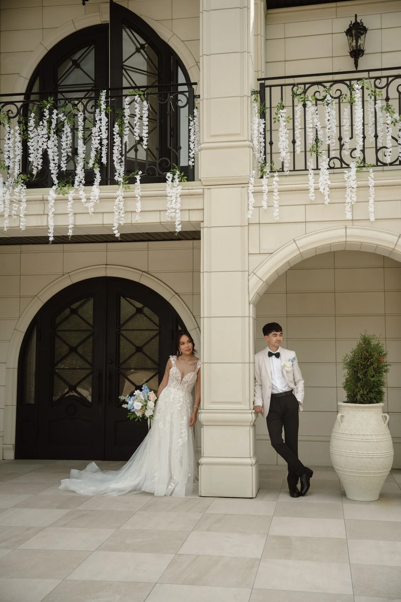 Venue: Archway Manor
Photo: Amber Ruf Photo 
Video: The Episode Films
Florals: Bloom & Borrow
DJ: Talent Productions 
Caterer: Fork & Farm 
Hair: Hair By Deena 
Makeup: Awna Artistry 
Rentals: River City Events 
Transportation: AM/PM Limo