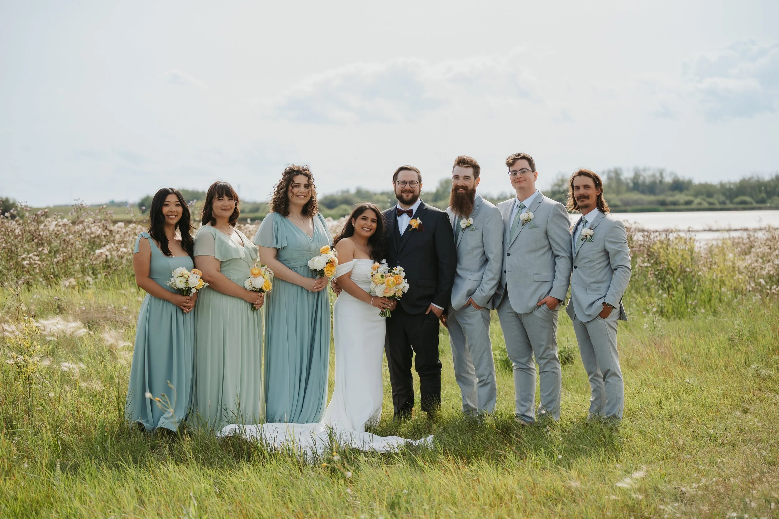 Venue: Cattails Crossing Golf Course
Florals: Twin Flowers Studio
Photos: Songbird Photography
Video: MacLeod Media
Hair: Christine Anne Hair
Makeup: Blush Artistry
DJ: Focused Energy Productions
Photobooth: Magic Memories Photobooth
Cake and Dessert