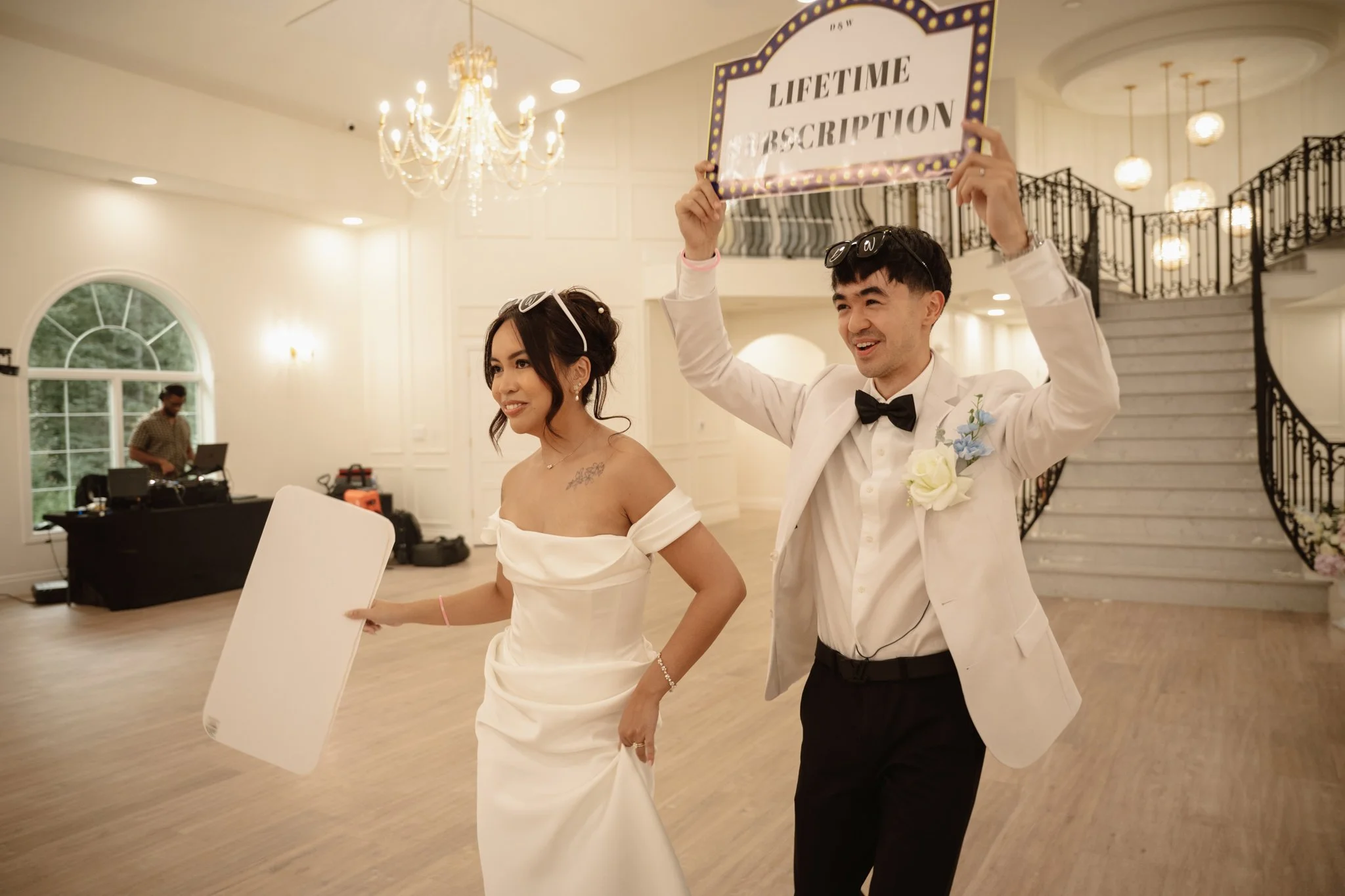 Venue: Archway Manor
Photo: Amber Ruf Photo 
Video: The Episode Films
Florals: Bloom & Borrow
DJ: Talent Productions 
Caterer: Fork & Farm 
Hair: Hair By Deena 
Makeup: Awna Artistry 
Rentals: River City Events 
Transportation: AM/PM Limo