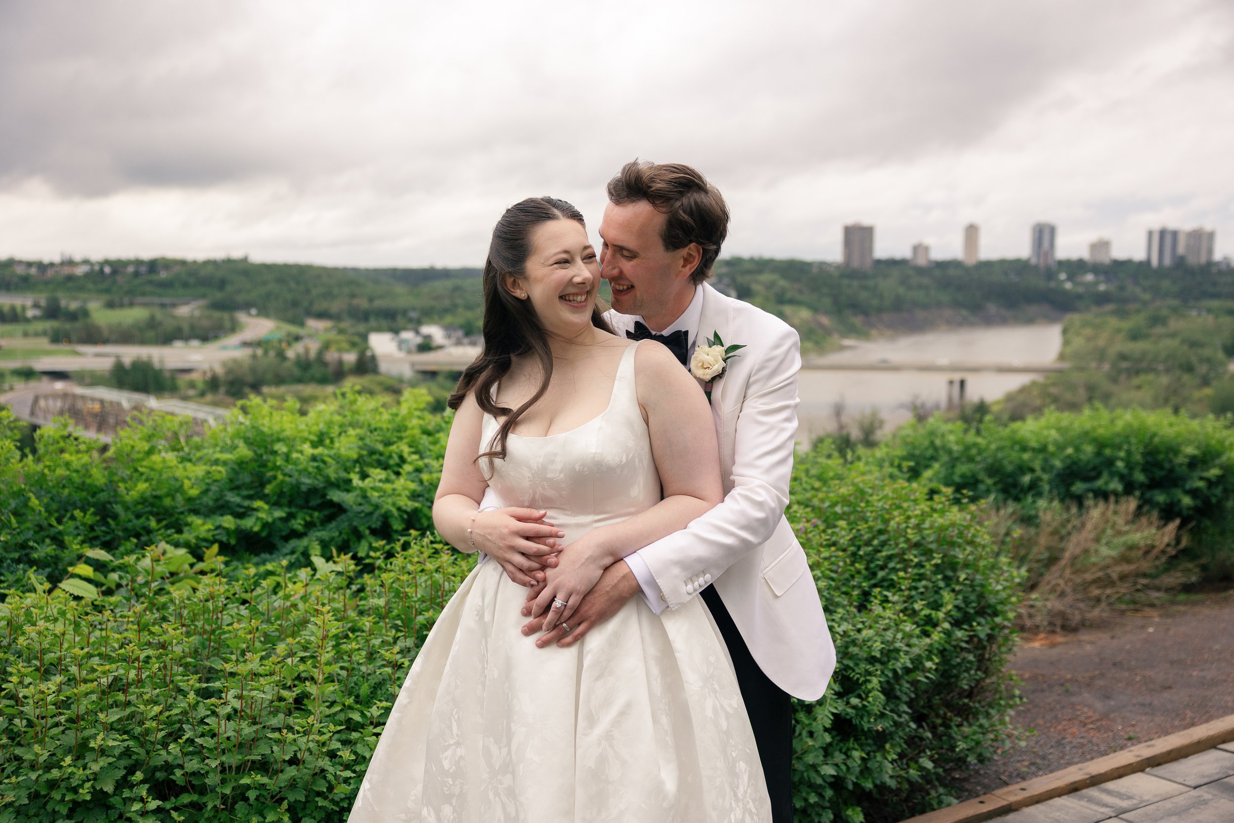 Venue: Fairmont Hotel Macdonald
Photo: Carissa Marie photography
Officiant: Dave Sawchuk
Florals: Laurels on Whyte
Hair and Makeup: KD Artistry
String Quartet: Stringbeans Quartet
DJ: Suzanne Summers