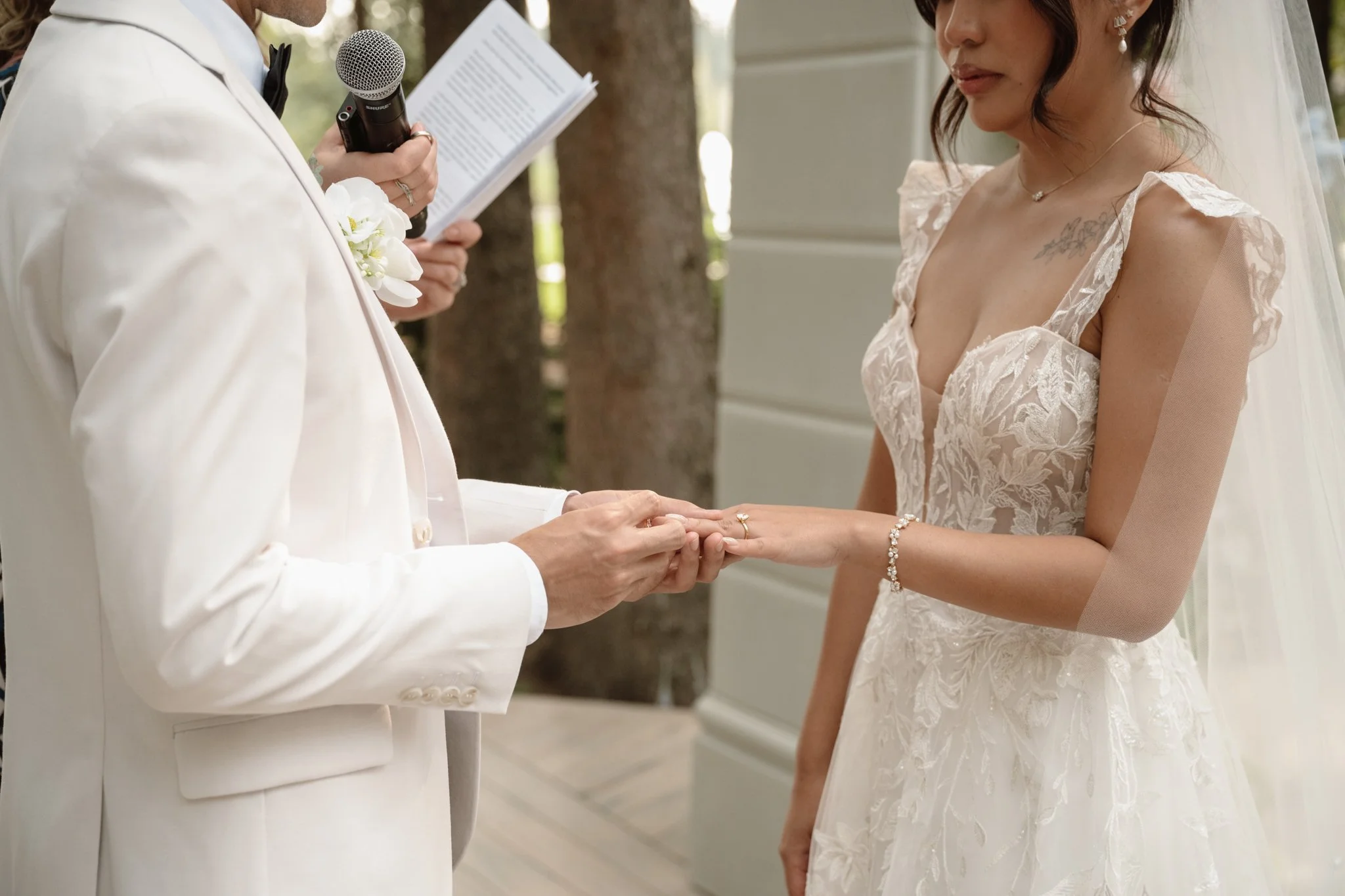 Venue: Archway Manor
Photo: Amber Ruf Photo 
Video: The Episode Films
Florals: Bloom & Borrow
DJ: Talent Productions 
Caterer: Fork & Farm 
Hair: Hair By Deena 
Makeup: Awna Artistry 
Rentals: River City Events 
Transportation: AM/PM Limo