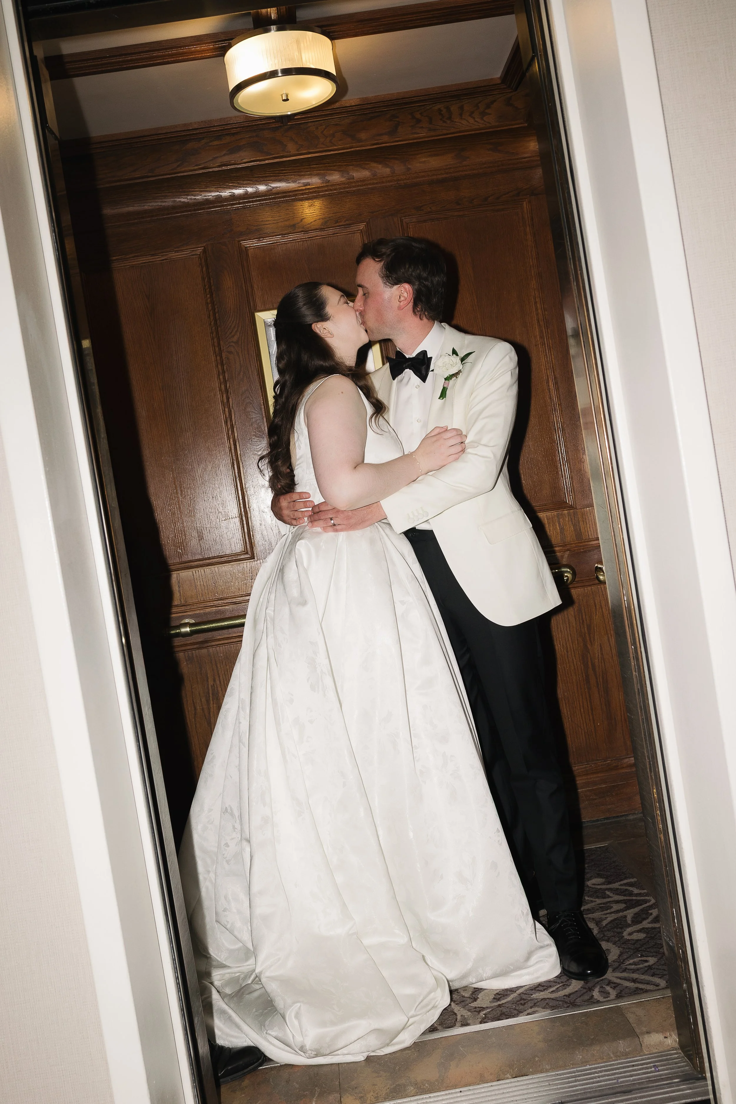 Venue: Fairmont Hotel Macdonald
Photo: Carissa Marie photography
Officiant: Dave Sawchuk
Florals: Laurels on Whyte
Hair and Makeup: KD Artistry
String Quartet: Stringbeans Quartet
DJ: Suzanne Summers