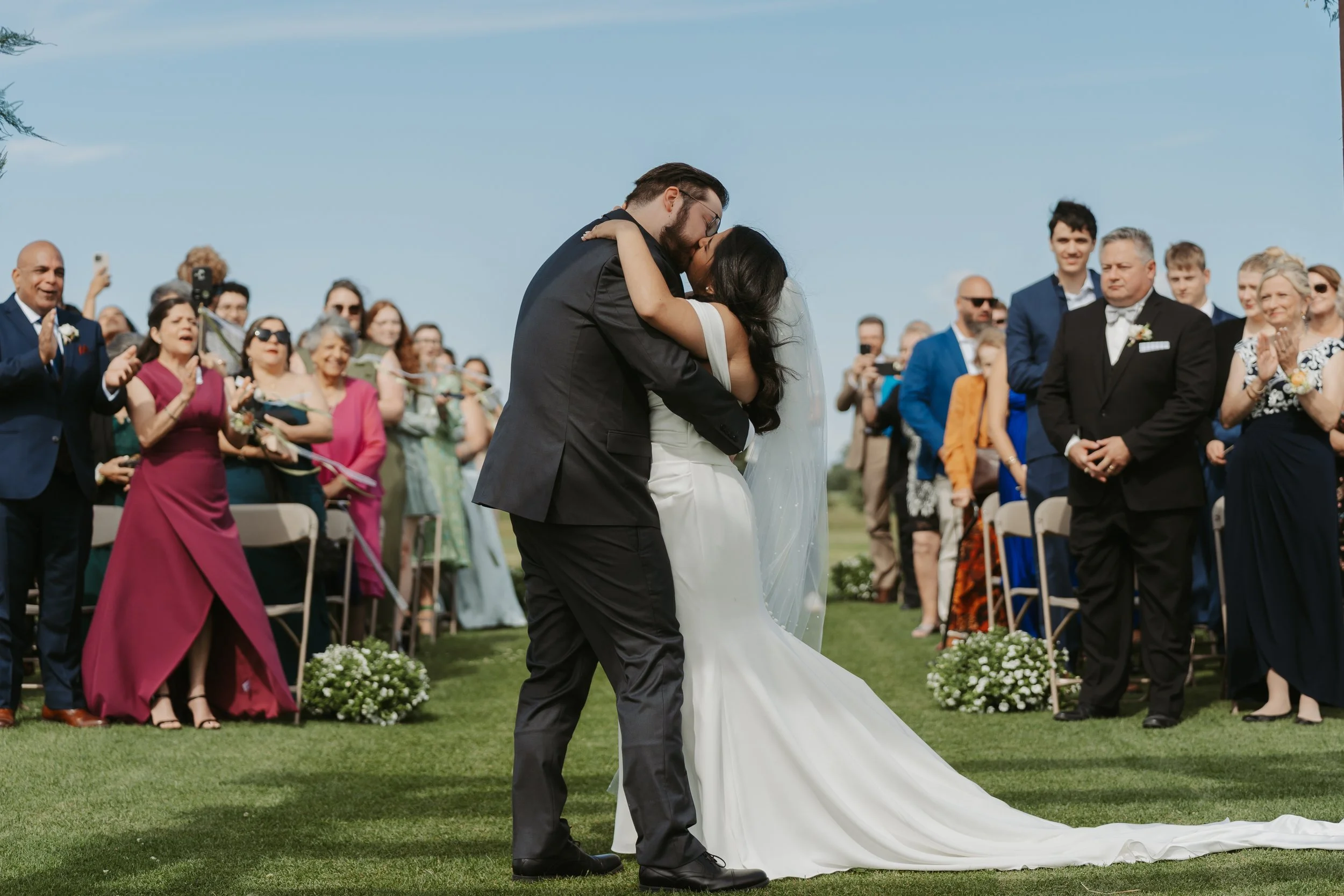 Venue: Cattails Crossing Golf Course
Florals: Twin Flowers Studio
Photos: Songbird Photography
Video: MacLeod Media
Hair: Christine Anne Hair
Makeup: Blush Artistry
DJ: Focused Energy Productions
Photobooth: Magic Memories Photobooth
Cake and Dessert