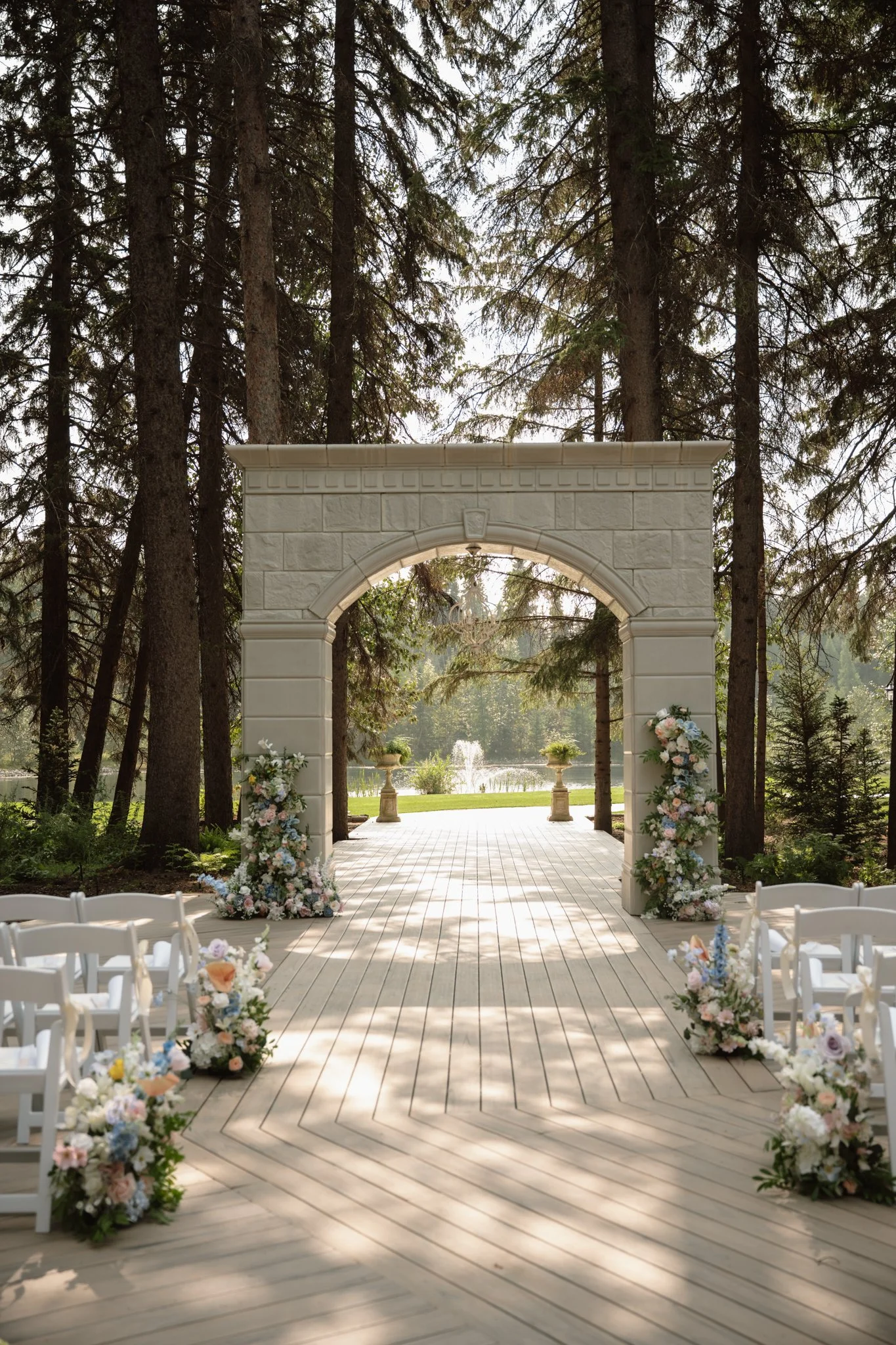 Venue: Archway Manor
Photo: Amber Ruf Photo 
Video: The Episode Films
Florals: Bloom & Borrow
DJ: Talent Productions 
Caterer: Fork & Farm 
Hair: Hair By Deena 
Makeup: Awna Artistry 
Rentals: River City Events 
Transportation: AM/PM Limo