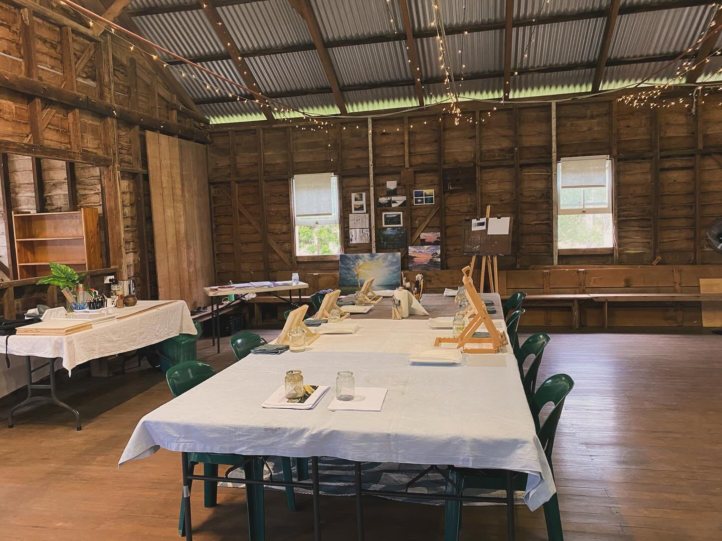 The quiet before the fun starts 🎨

We worked on acrylic landscapes last night, what an amazing group we have. So much laughing and fun for the 2.5 hour lesson. 

Students learnt about acrylic techniques and mediums and then moved on to laying down a