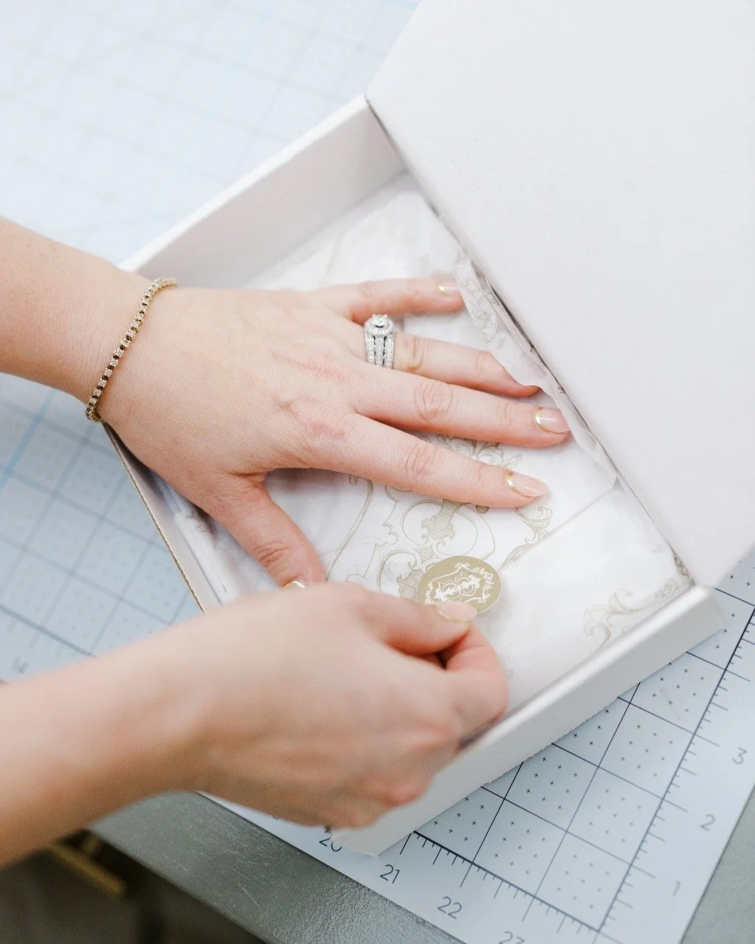 The ritual of the reveal 💌
Every wedding invitation suite tells a story before it's even opened. The careful placement of each piece, the feel of letterpress impressions beneath fingertips, the anticipation that builds as your guests hold their very