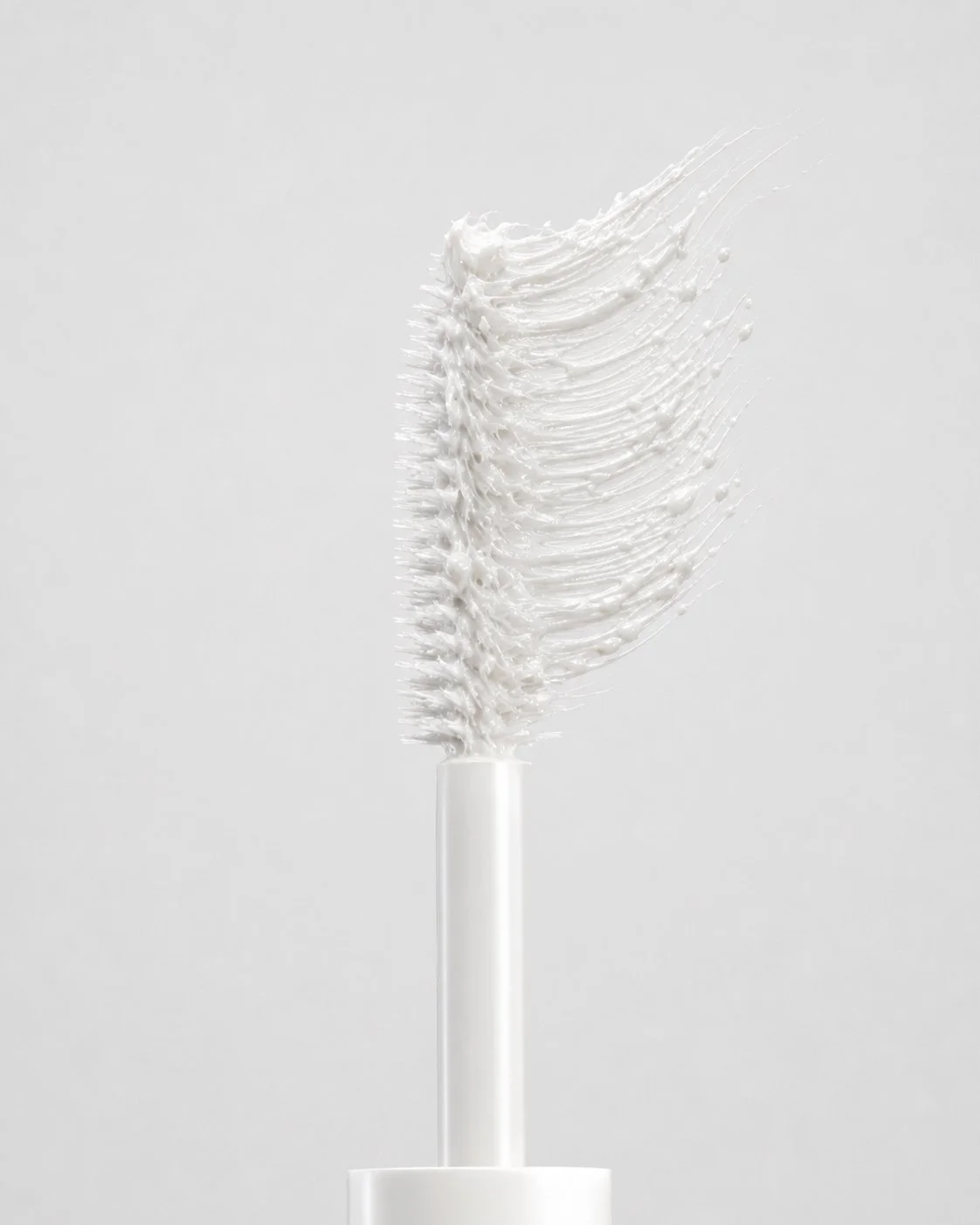 white mascara 2.jpg
