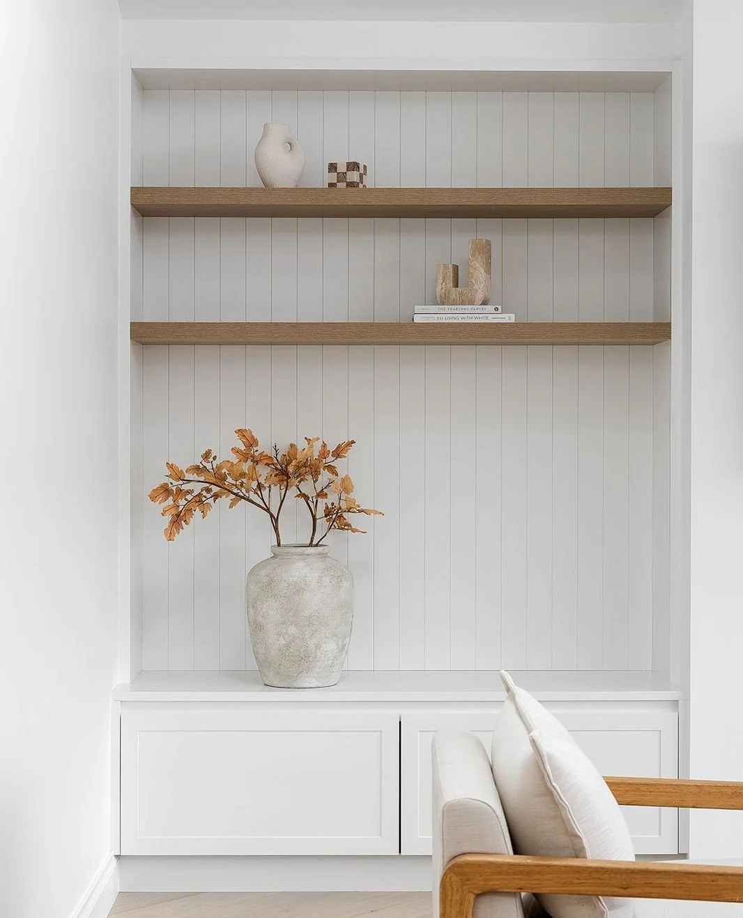 Style meets functionality in the Elusive Blue Project loungeroom 💫⁠
⁠
With V-groove panelling and floating shelves, this cabinetry is all about subtle detail and smart storage.⁠
⁠
See more of this project on our website via the link in bio➡️⁠