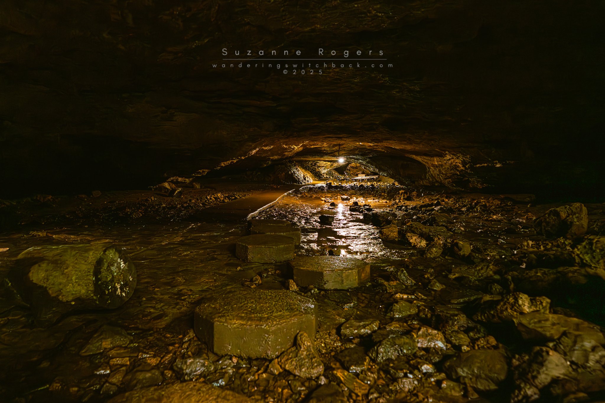 Upper Dancehall Cave entrance, Maquoketa Caves State Park