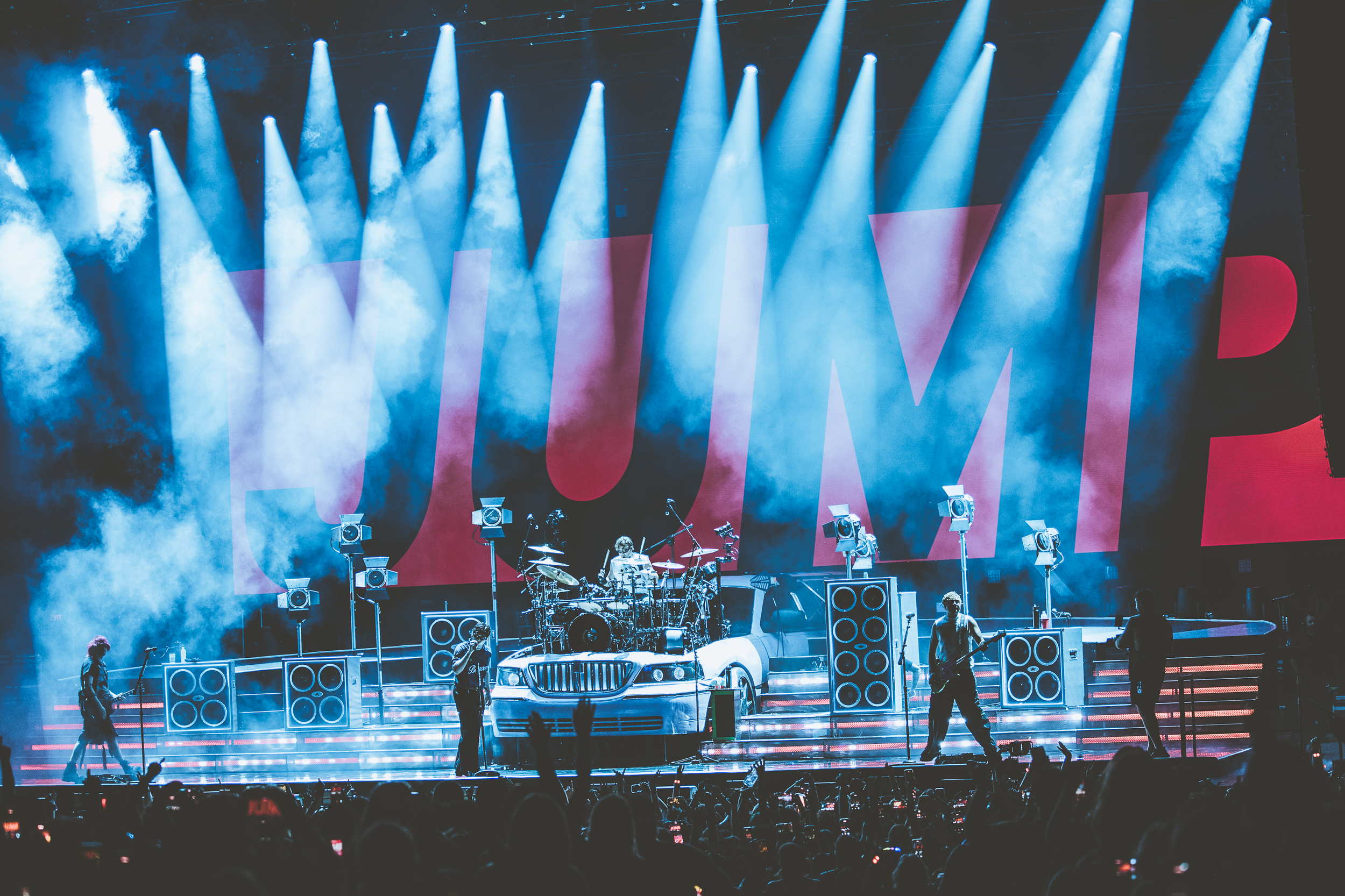 5SOS_CJJ-0113.png