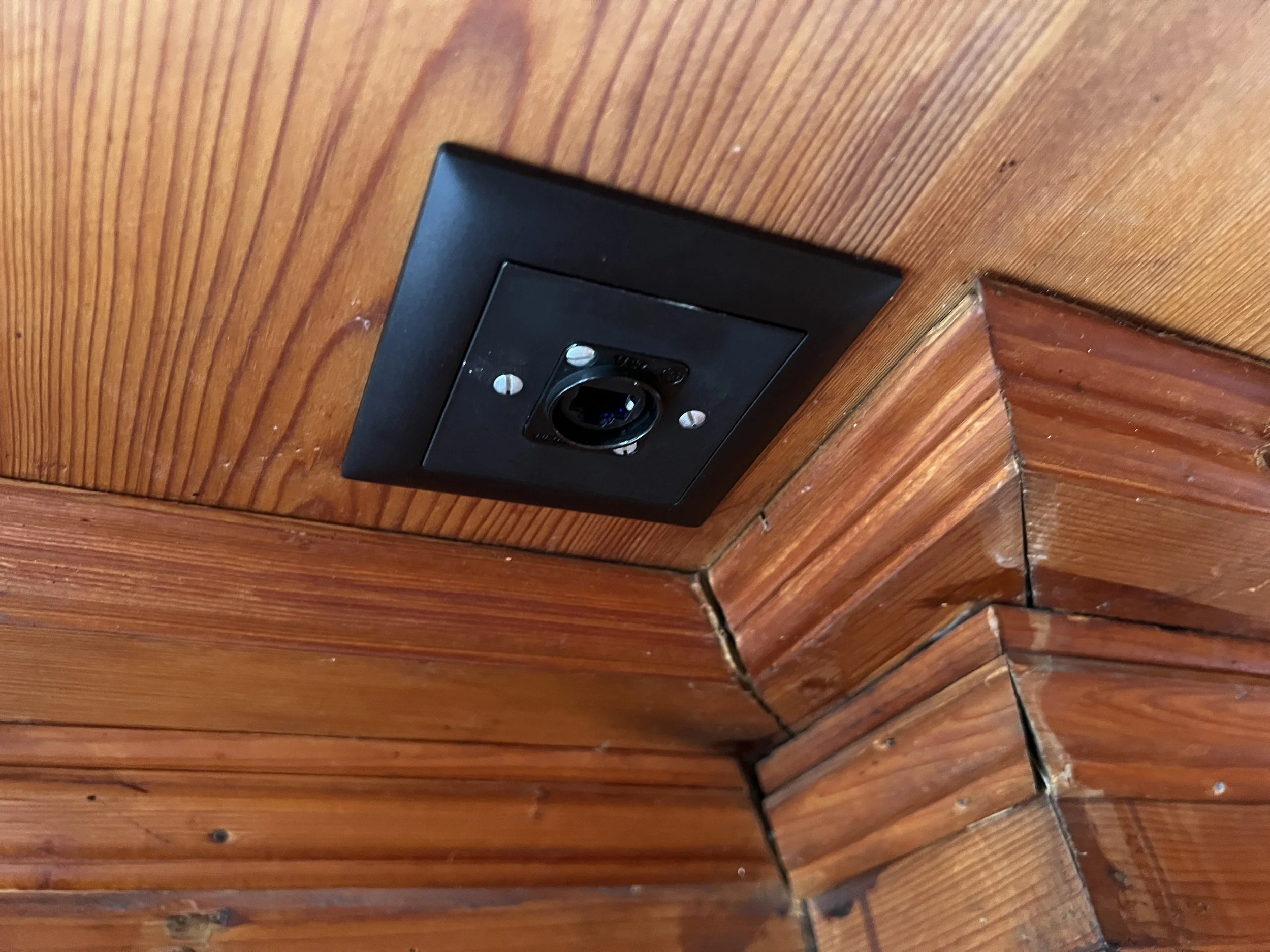 Anschluss – Saal – hinten