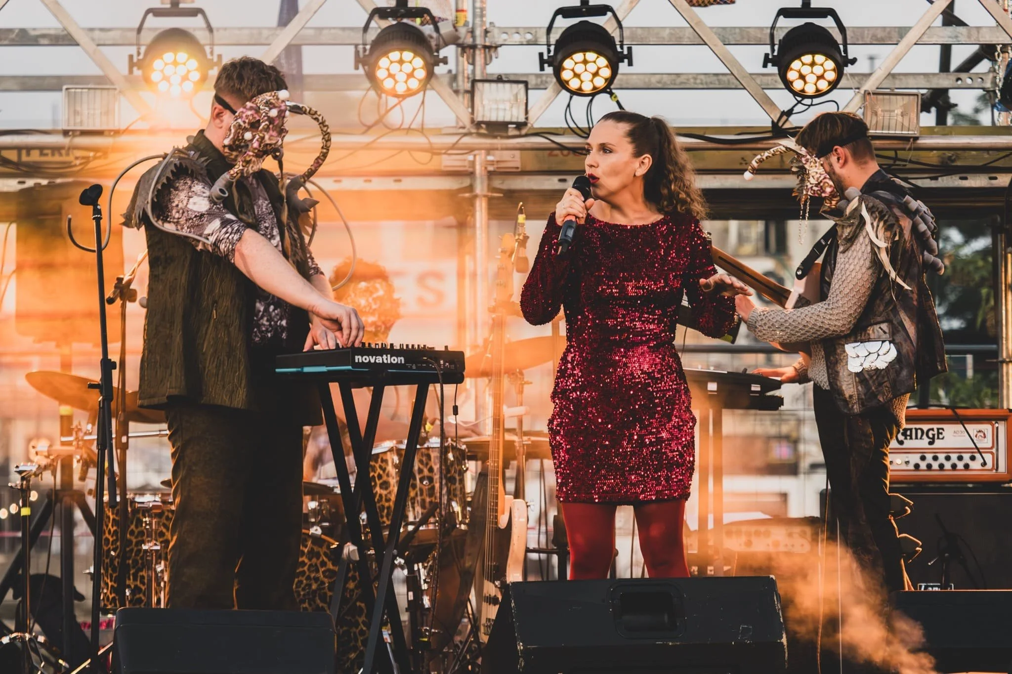 Andrea Steinbauer jako Andromeda a Lukáš Válek.jpg