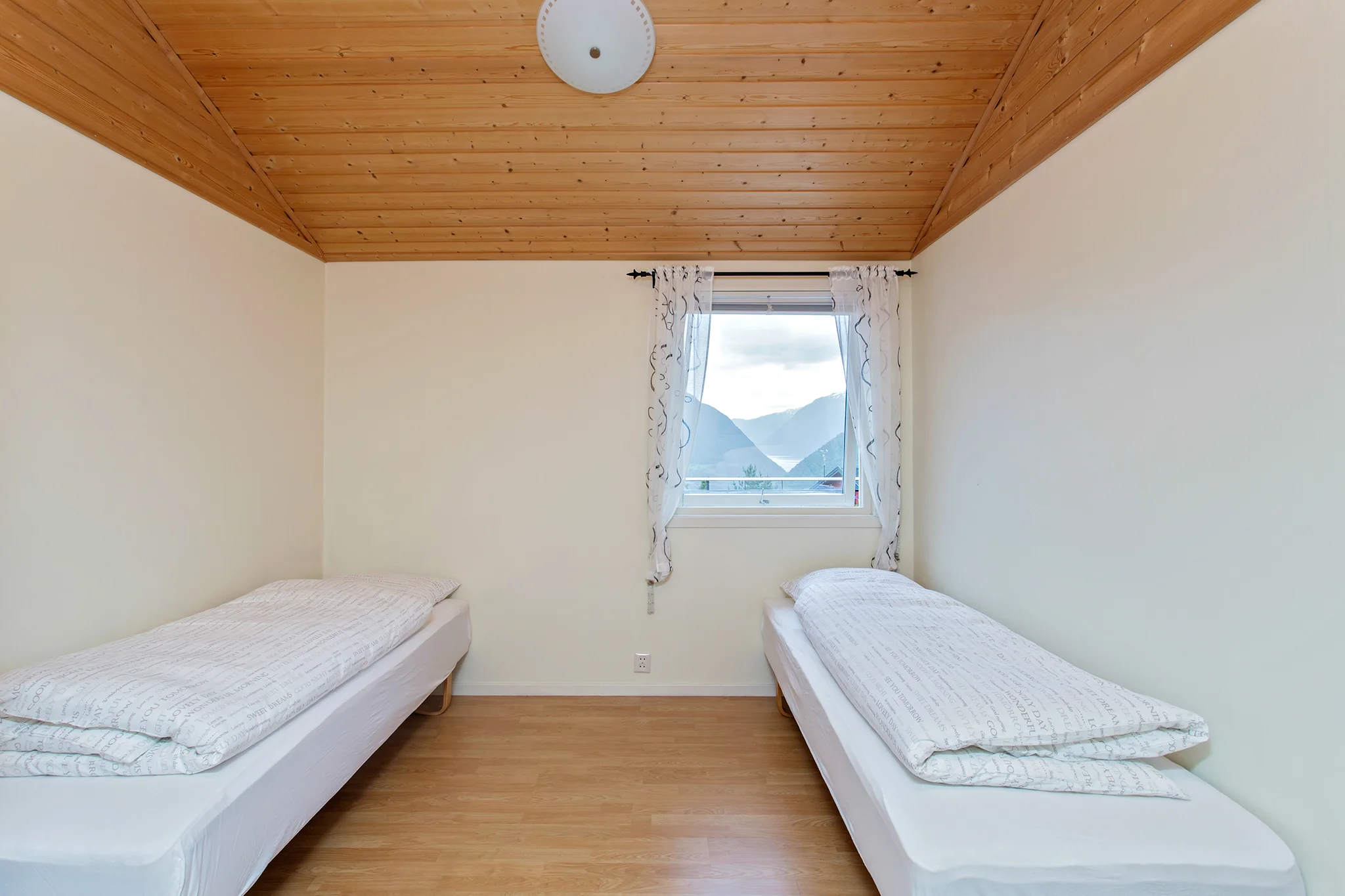 Bråtavegen 4 - 36.jpg