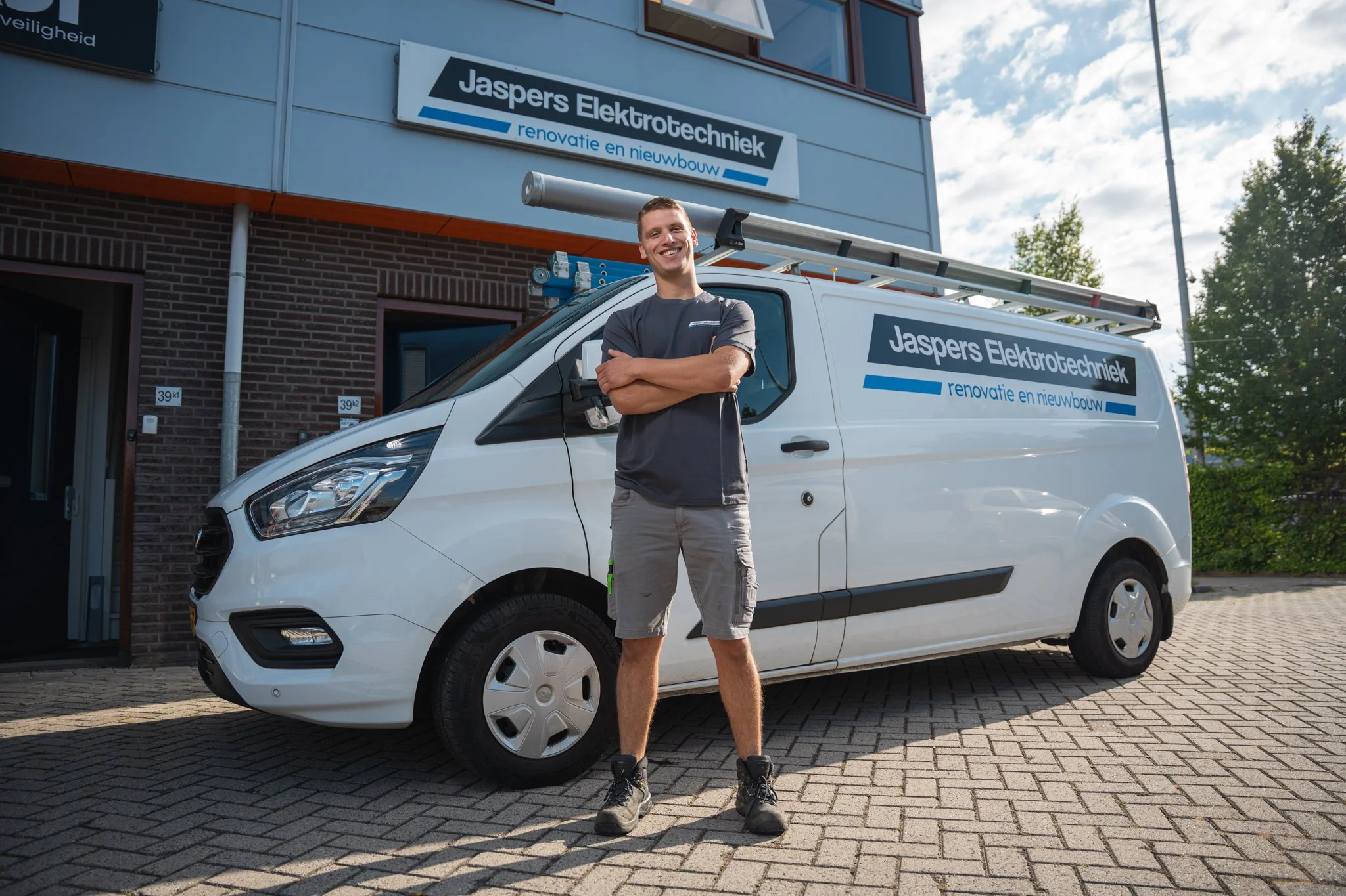 Jaspers Elektrotechniek foto's LR-22.jpg