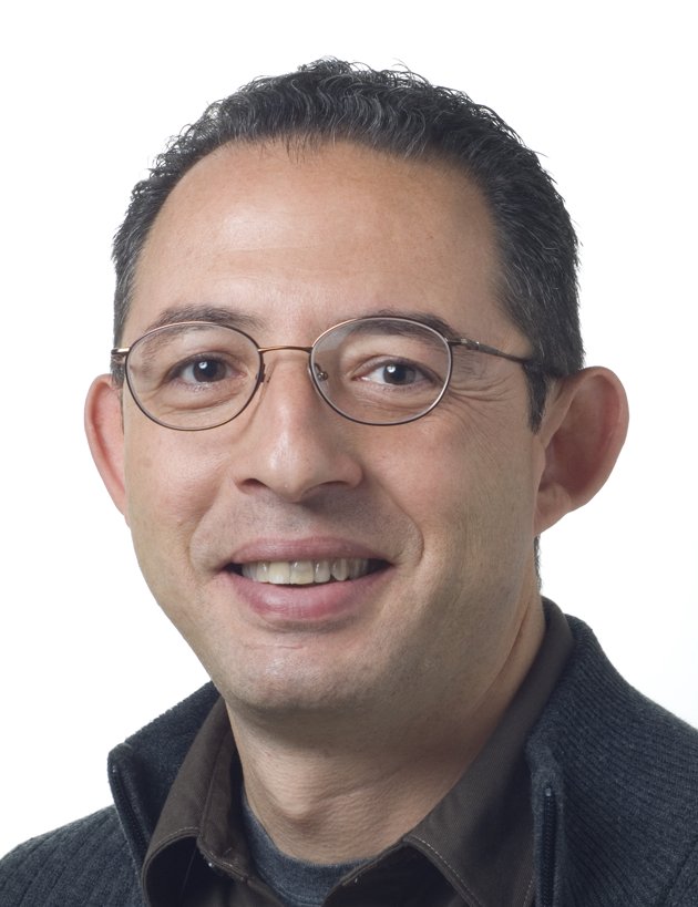 2Blades Scientific Advisory Board member Sophien Kamoun headshot