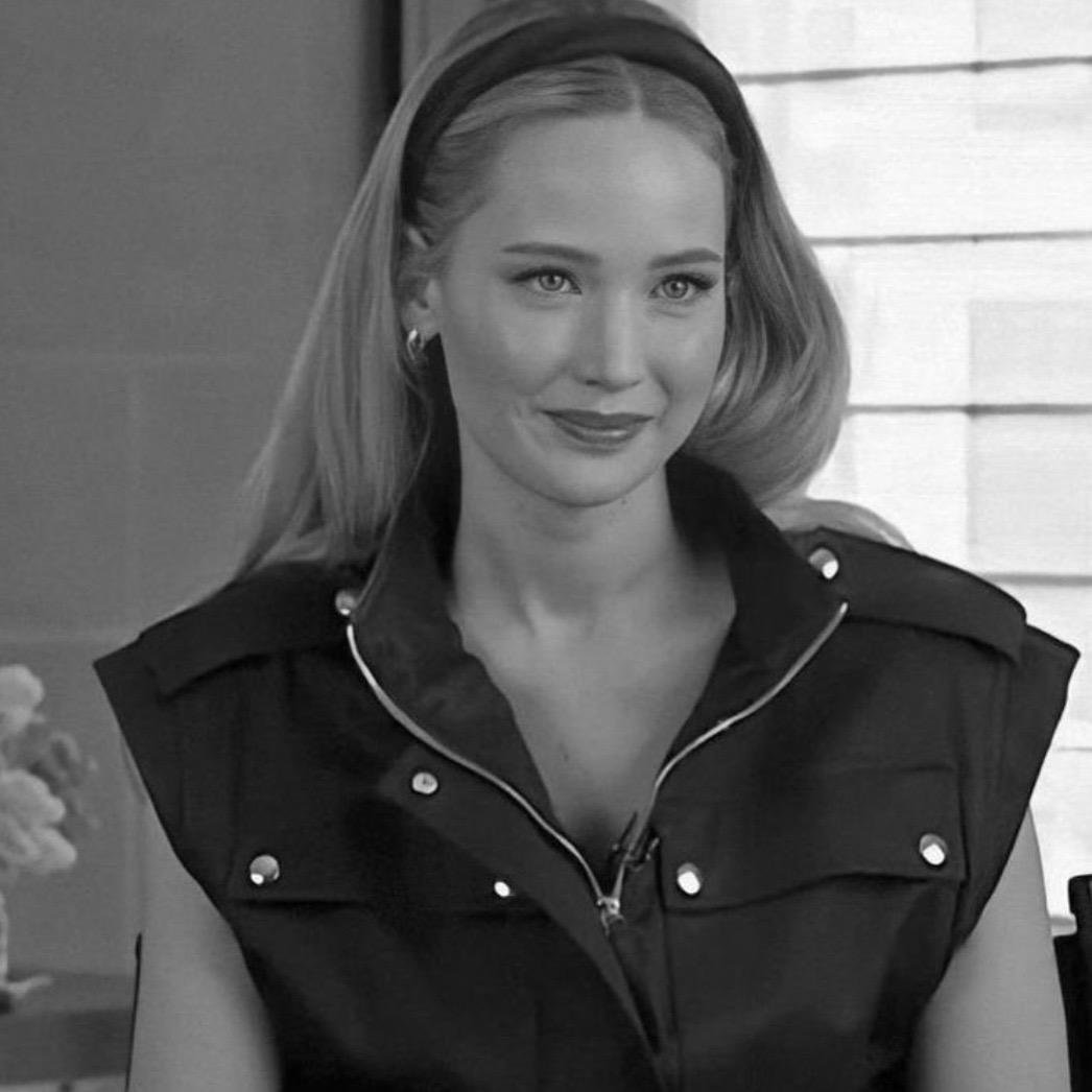 Liv Luttrell, Jennifer Lawrence, Strata Earrings, Diamond Earrings