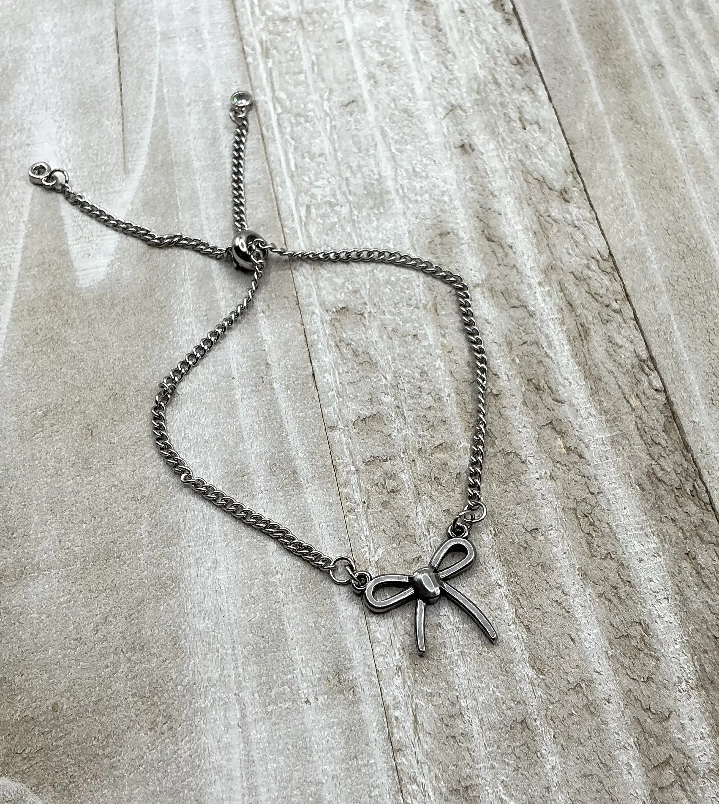 Bowknot silver