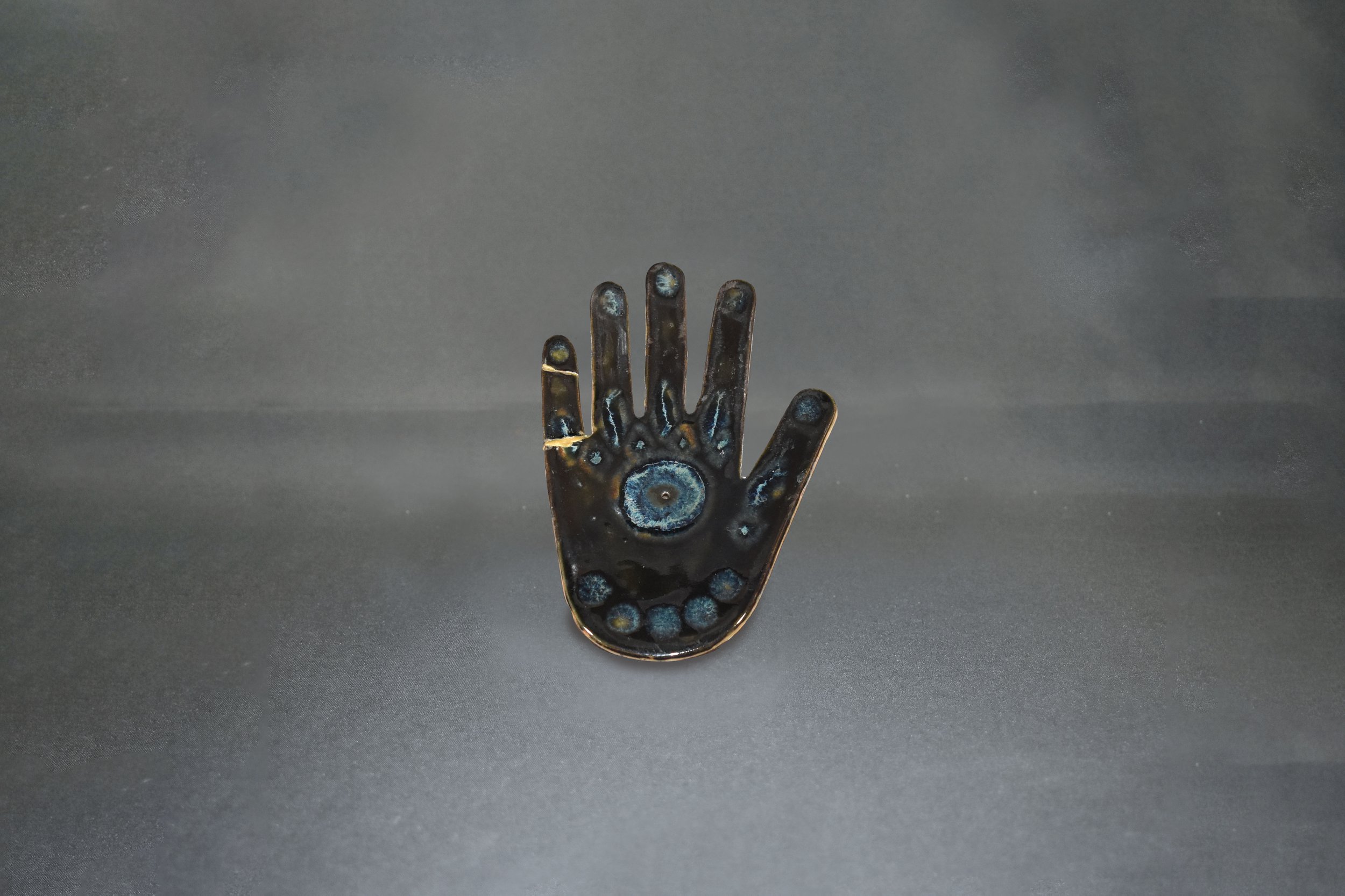 Hand Inscense Holder02_View1.jpg