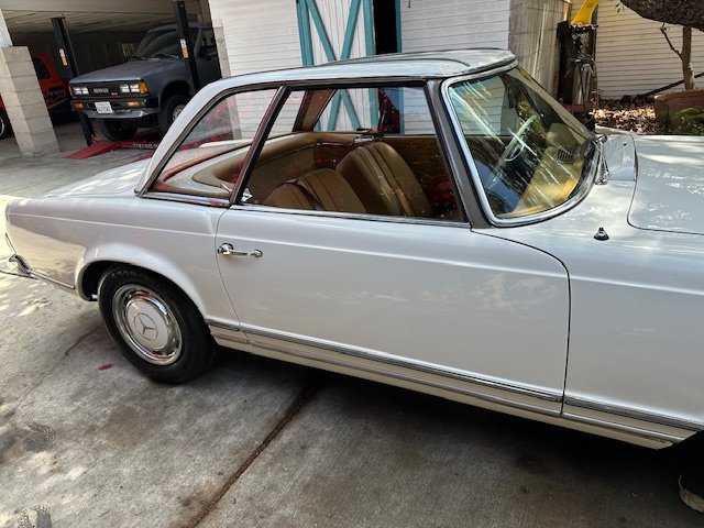 ST-25800 1965 Mercedes 230SL White (3).jpeg