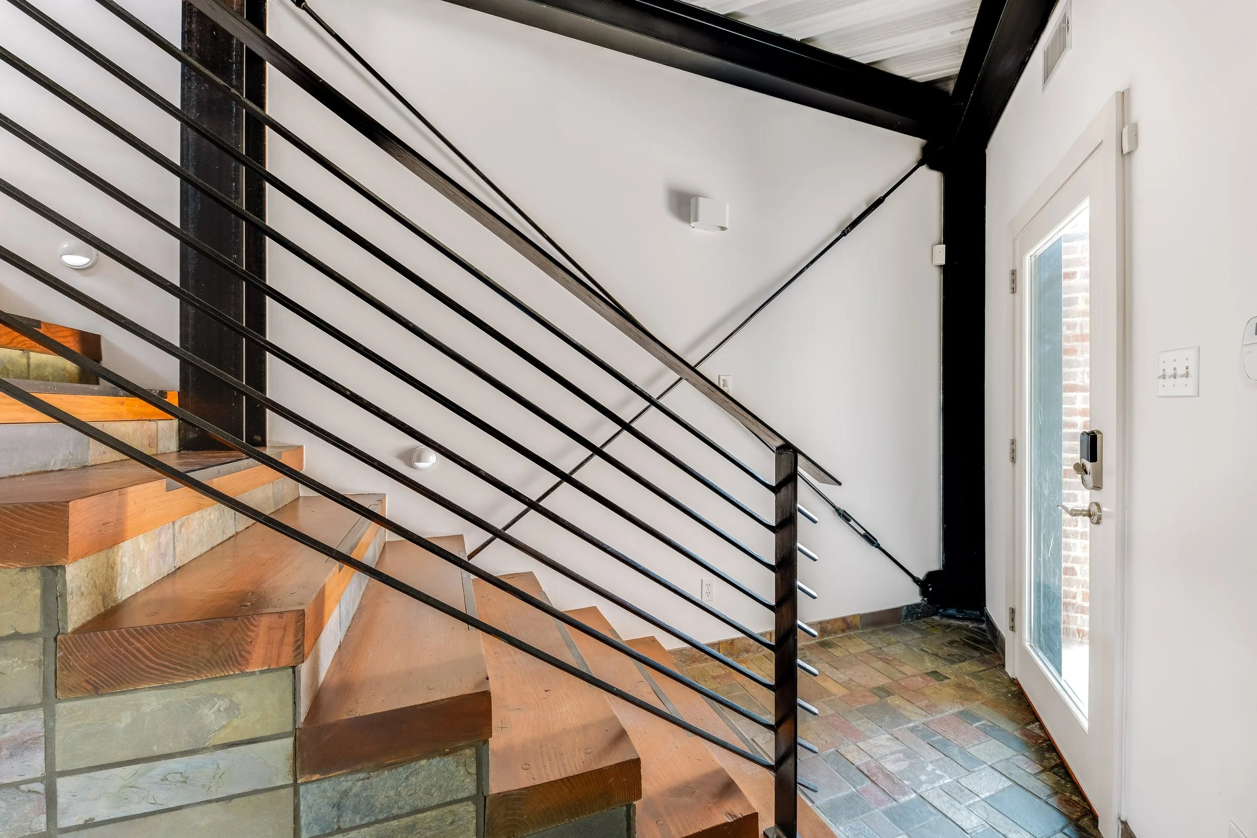2955 Magnolia Hill Ct-1.jpg