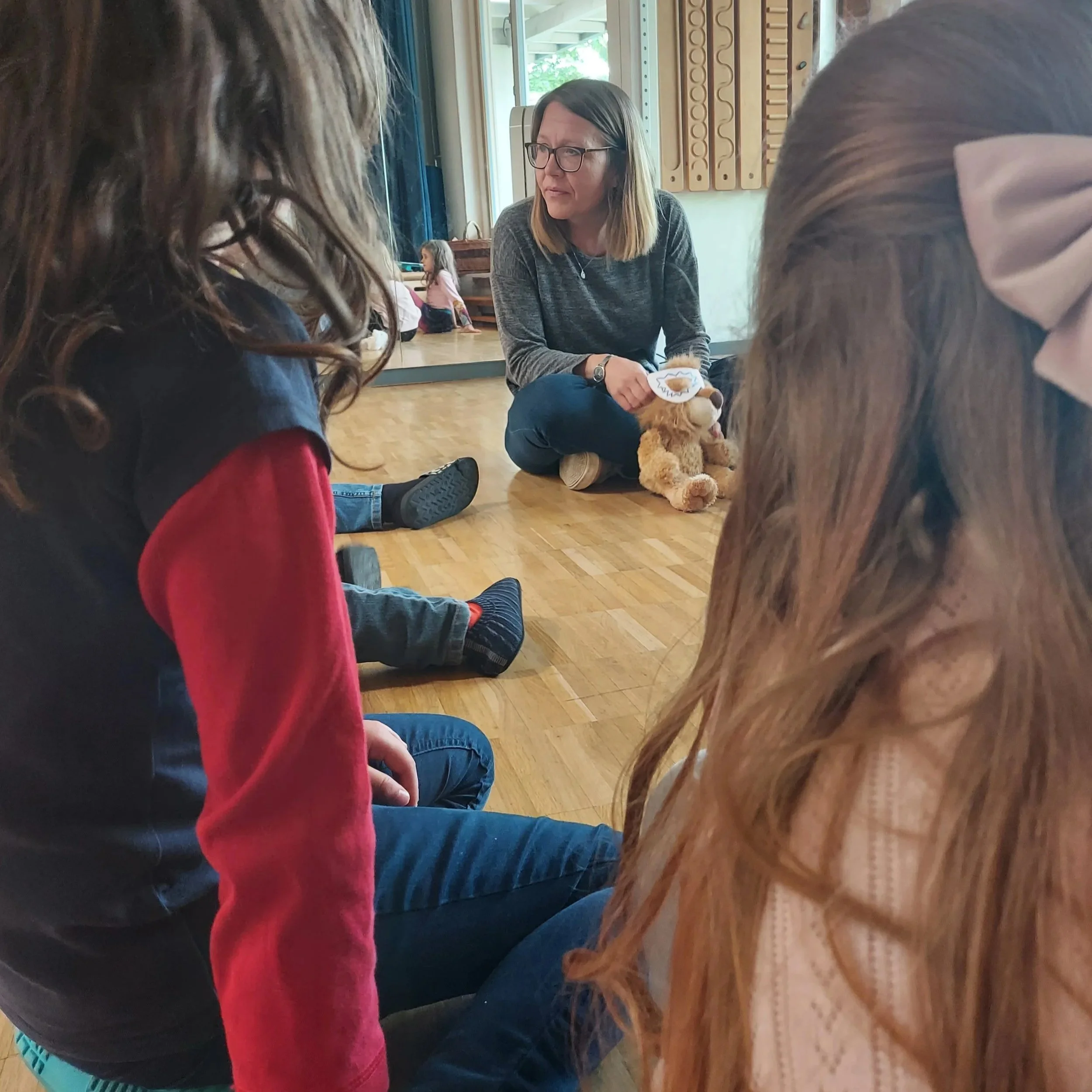 Maike Schliebs von Wurzelstark unterstützt Kinder, selbstbewusst mit Konflikten umzugehen