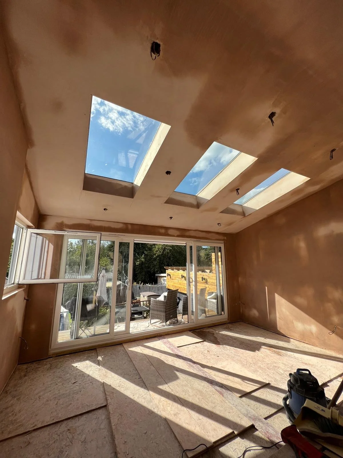 WhatsApp Image 2024-05-08 at 21.57.28 (6).jpeg