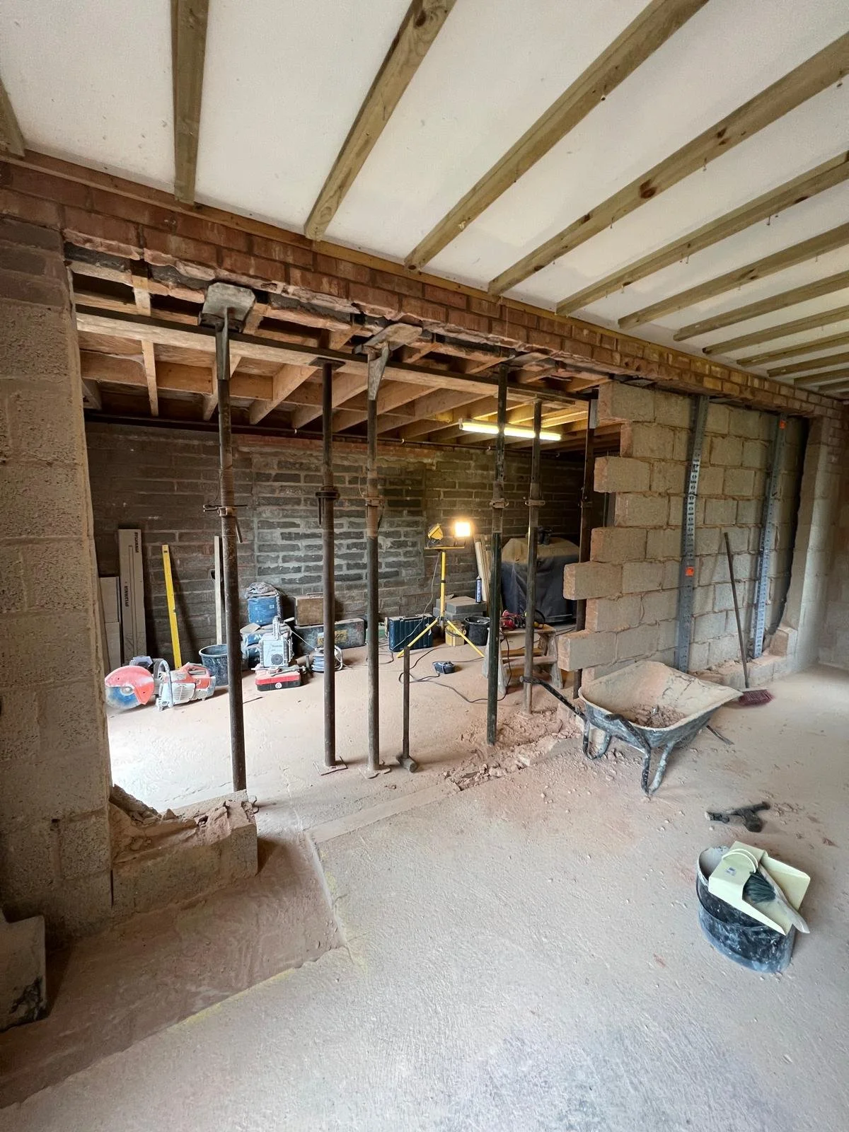 WhatsApp Image 2024-05-08 at 22.07.00 (1).jpeg