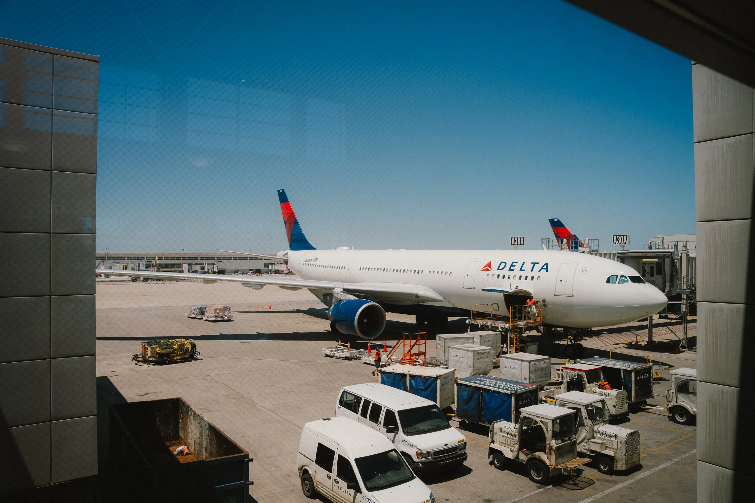 Planes (1 of 6).jpg