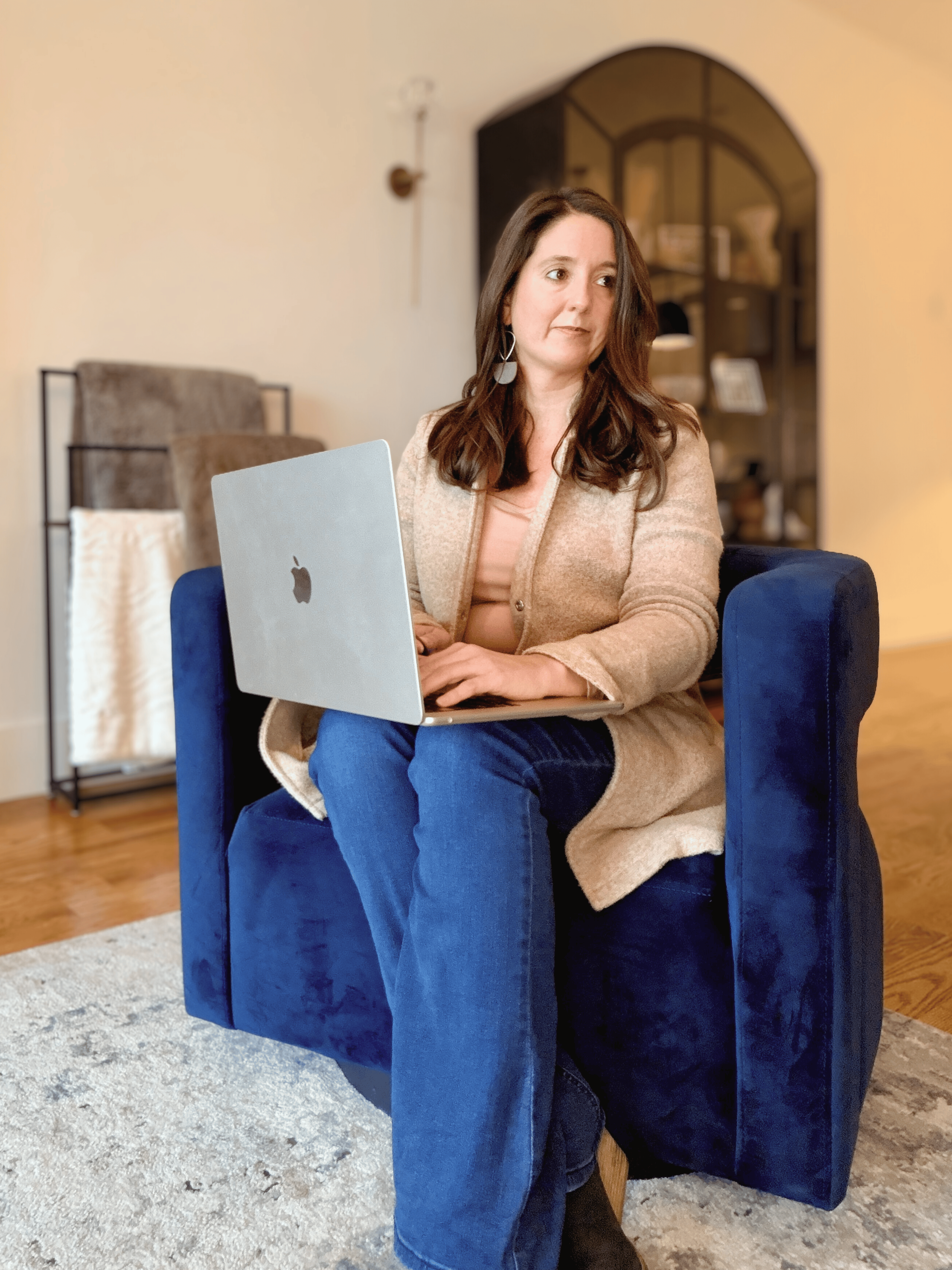 Chelsey Bibb Norman reviewing a personalized listing prep and move plan during an in-home consultation in Nashville