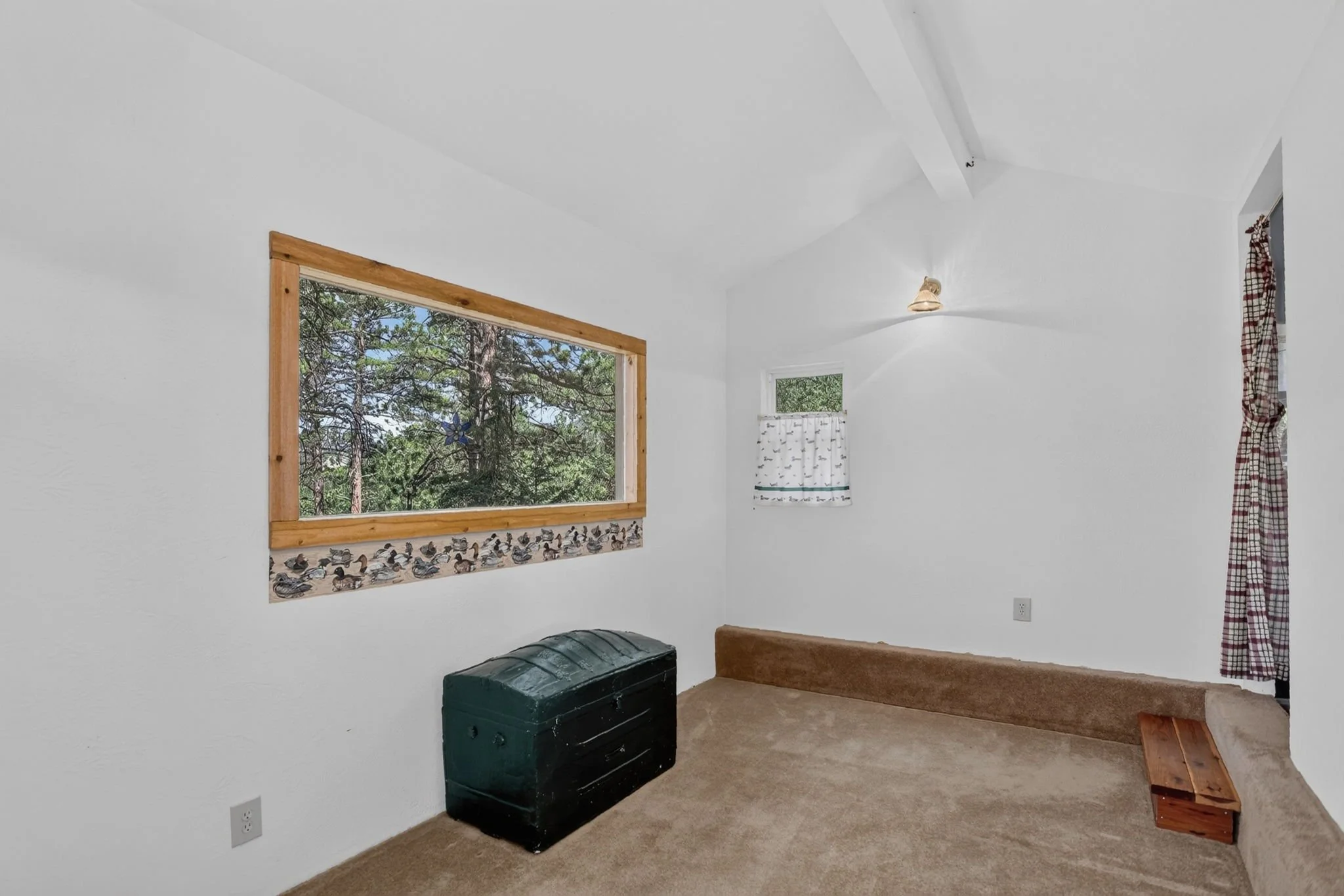420_211 Cll De Lujan_GuestHouseA.jpg