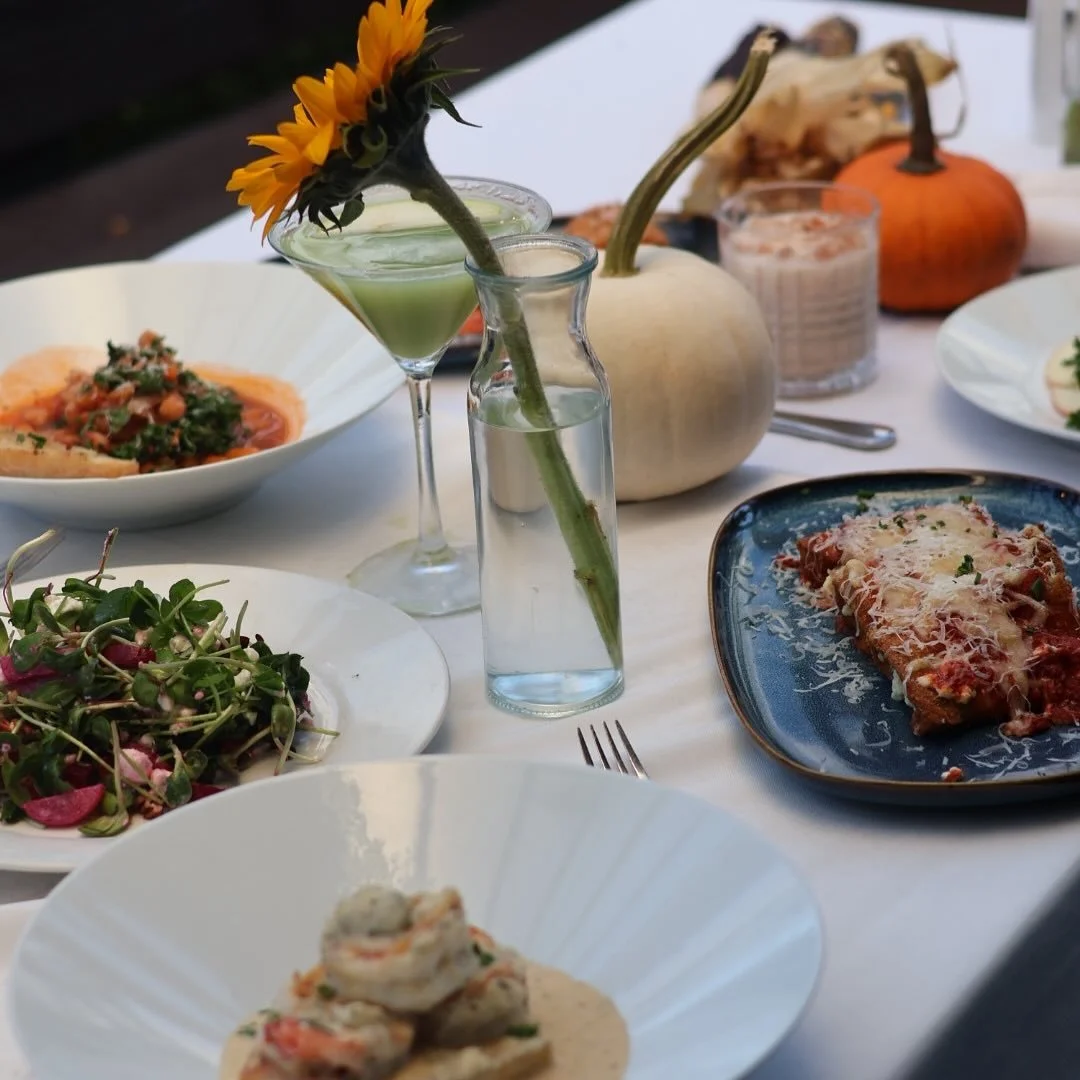 Autumn has arrived at End Cut πβ¨ From hearty cuts to seasonal sides and rich, warming cocktails — every bite feels like fall comfort done right.