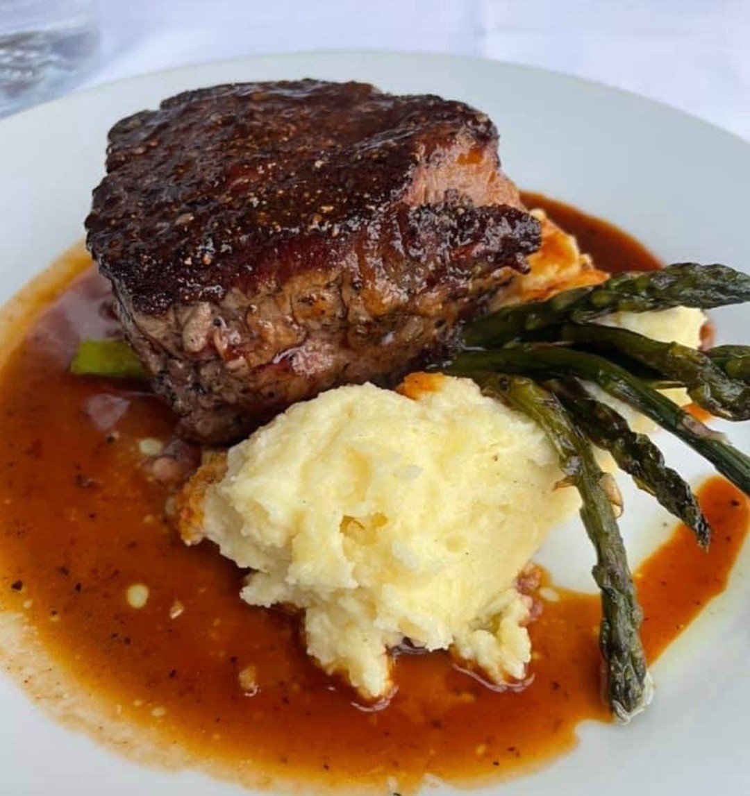 Winter nights are better with a warm table, a great steak, and good company. Join us at End Cut. ✨

Link in bio to book.