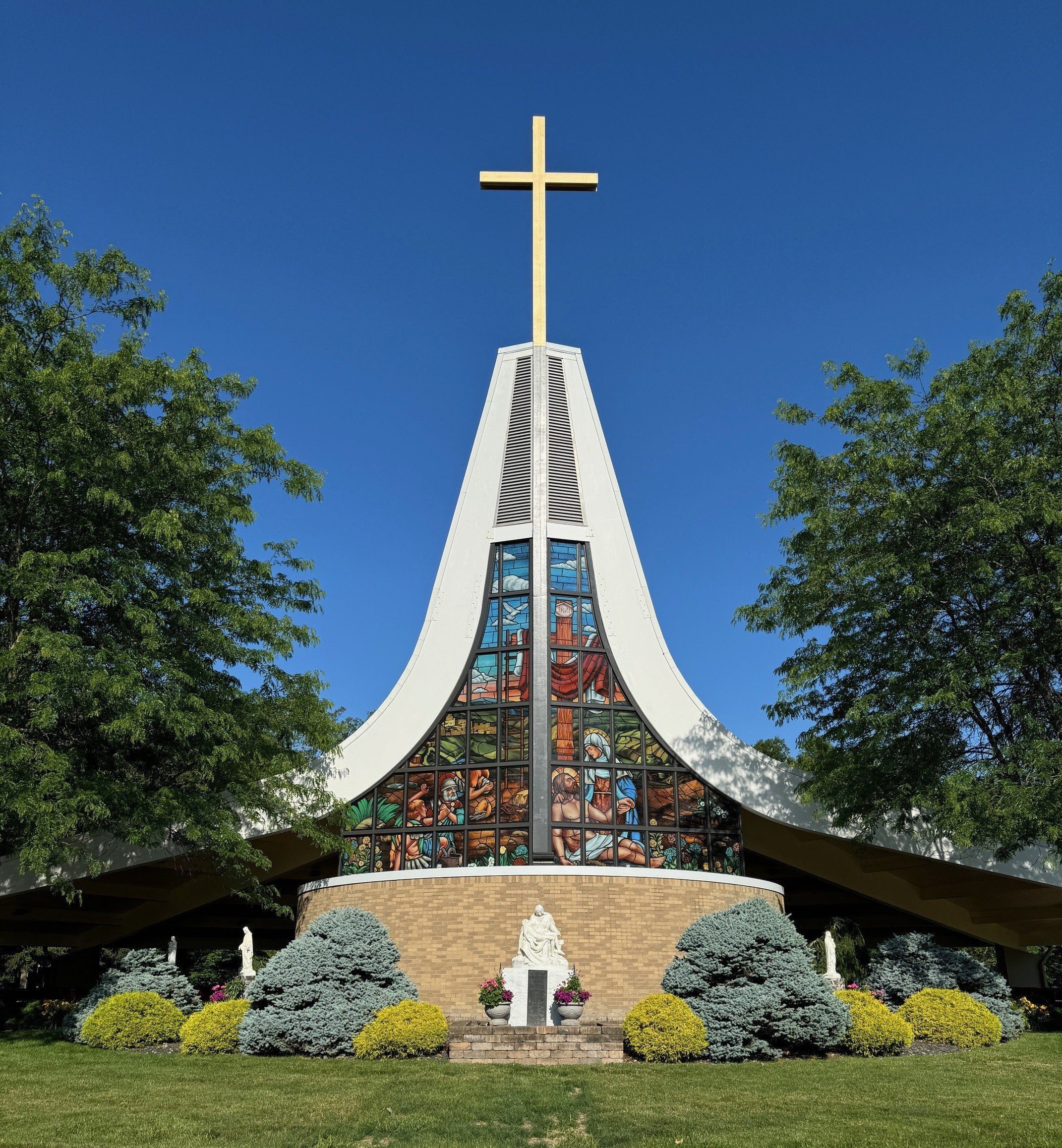 Experience the beauty and peace of the Sorrowful Mother Shrine’s outdoor chapel